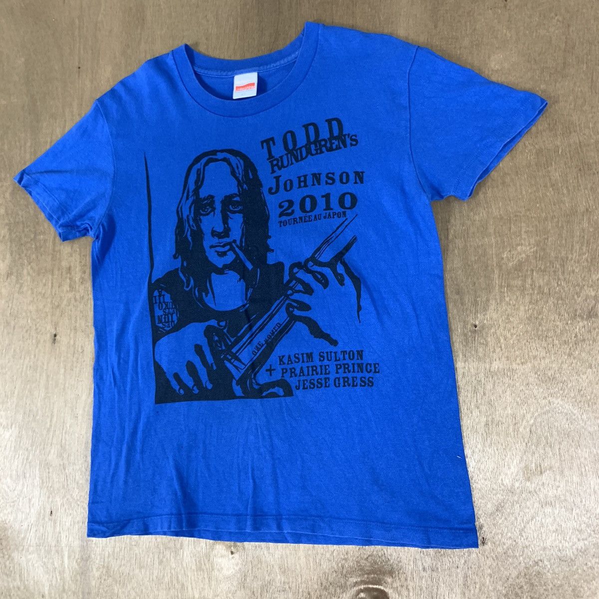 Band Tees TODD RUNDGREN JOHNSON Utopia Live Concert RockBand Tour Tee Size US S / EU 44-46 / 1 - 6 Thumbnail