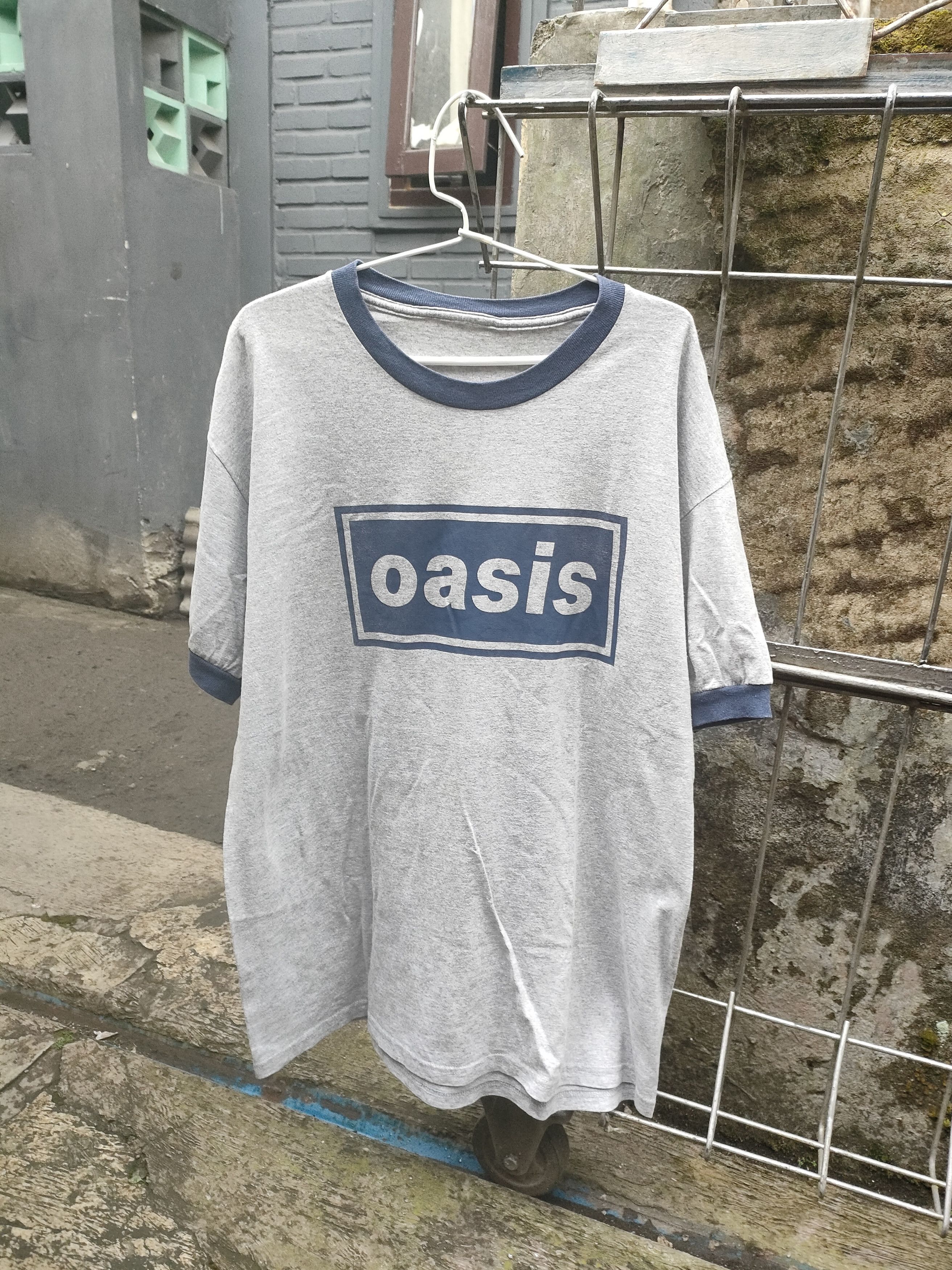 image of Vintage Oasis Band Tshirt - Ringer Tees in Grey, Men's (Size Large)