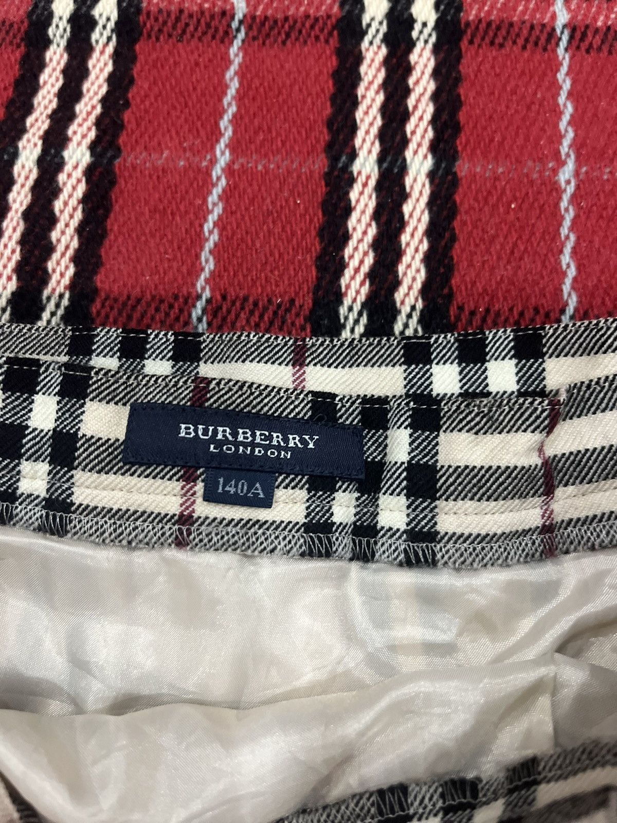 Burberry Authentic Burberry Skirt Size 24" / US 00 / IT 34 - 6 Thumbnail