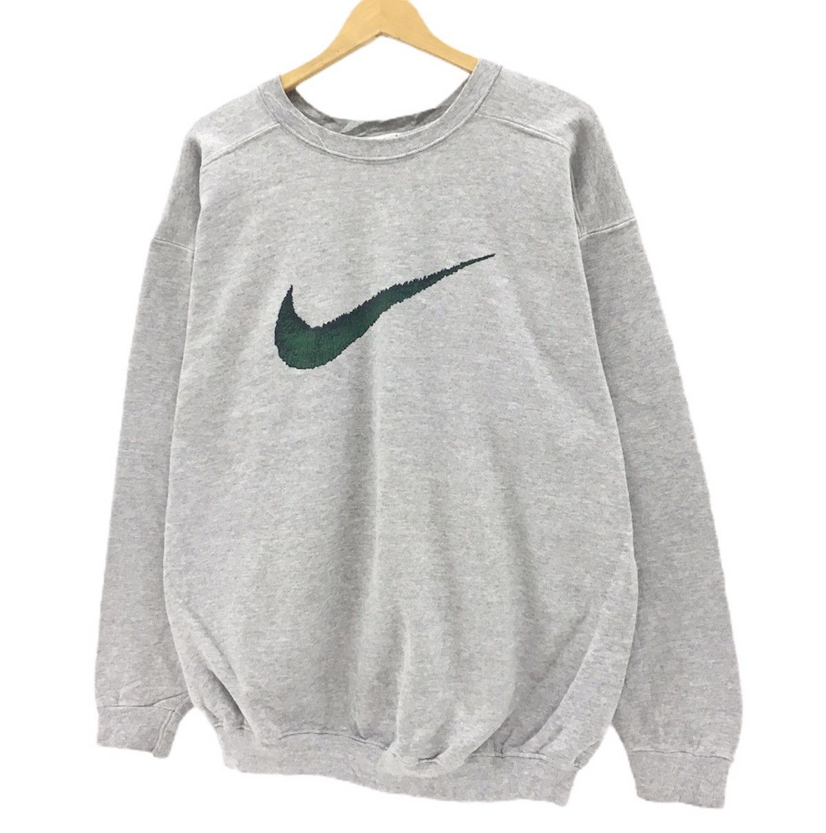 Nike Vintage 90s Nike Swoosh Crewneck Sweatshirt Big Logo Size US L / EU 52-54 / 3 - 3 Thumbnail