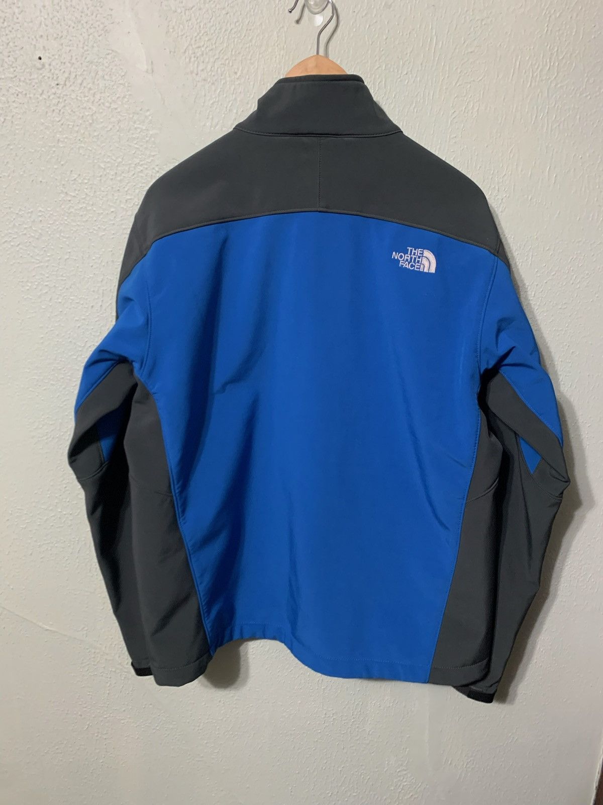 The North Face The North Face Blue Softshell Jacket Size US L / EU 52-54 / 3 - 3 Thumbnail