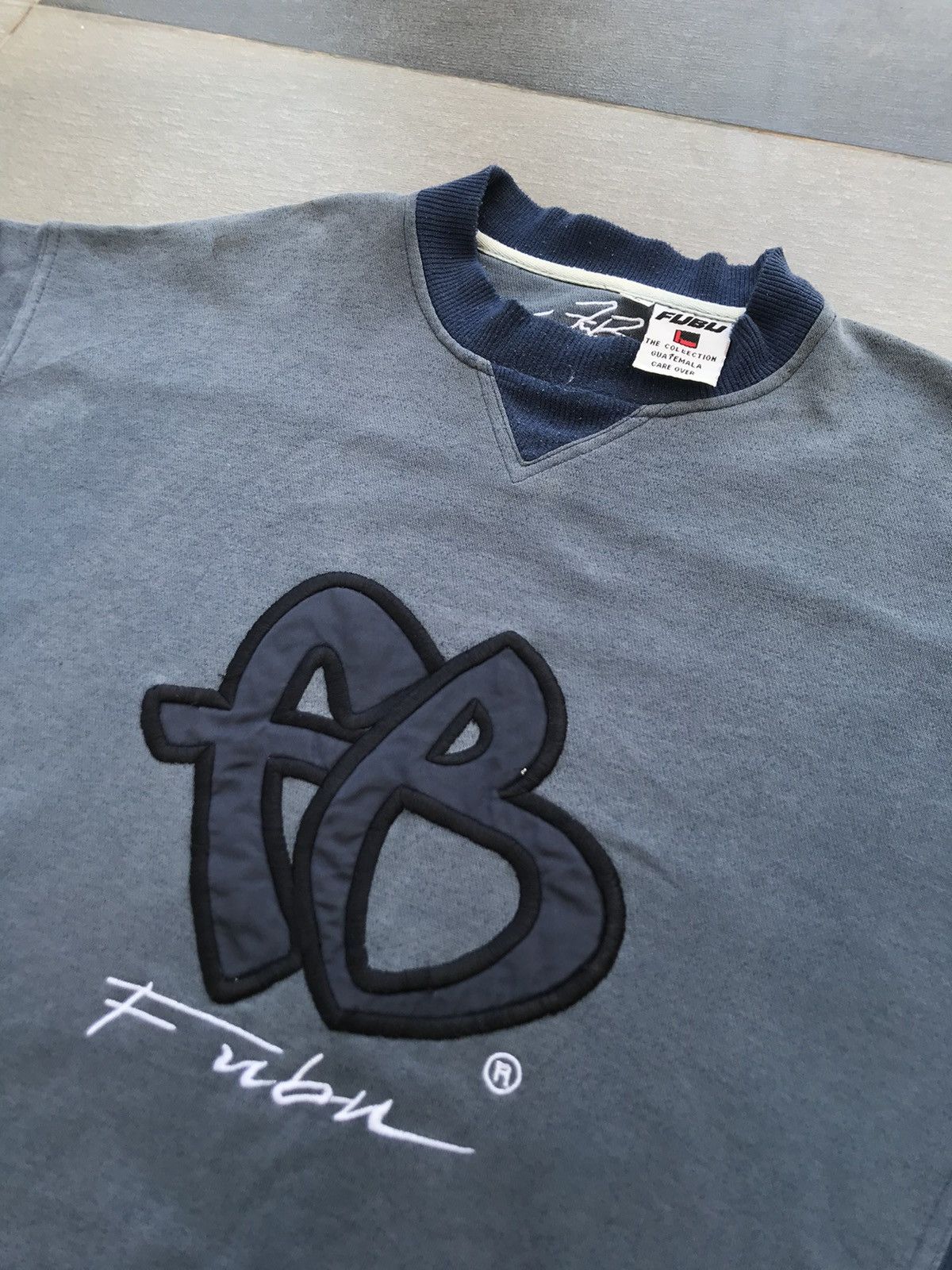 Fubu × Vintage vintage OG 90s fubu guatamala spellout oversized sweatshirt Size US L / EU 52-54 / 3 - 3 Thumbnail