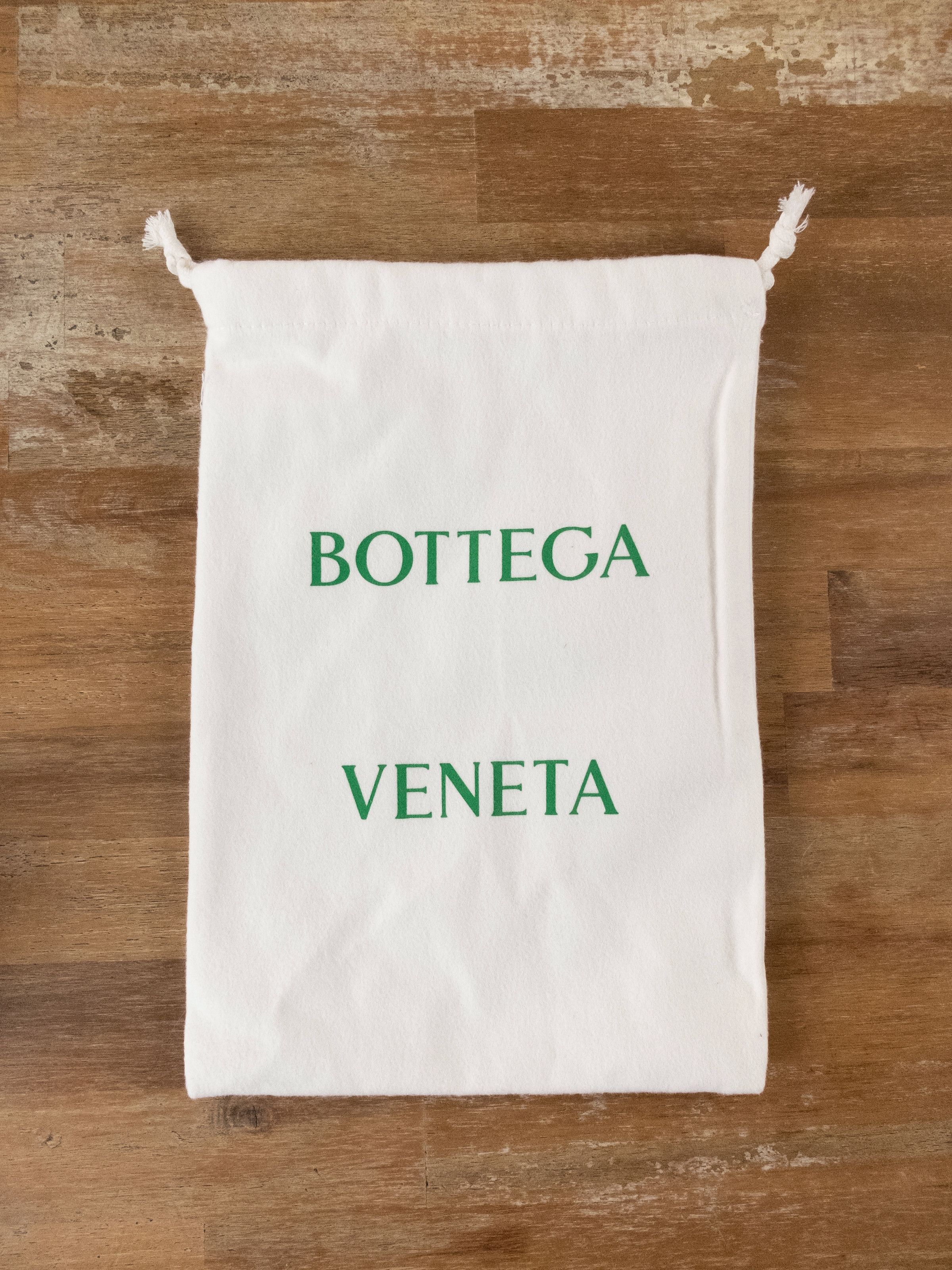 Bottega Veneta BOTTEGA VENETA black technical nylon & leather gloves 8.5 q Size ONE SIZE - 11 Thumbnail
