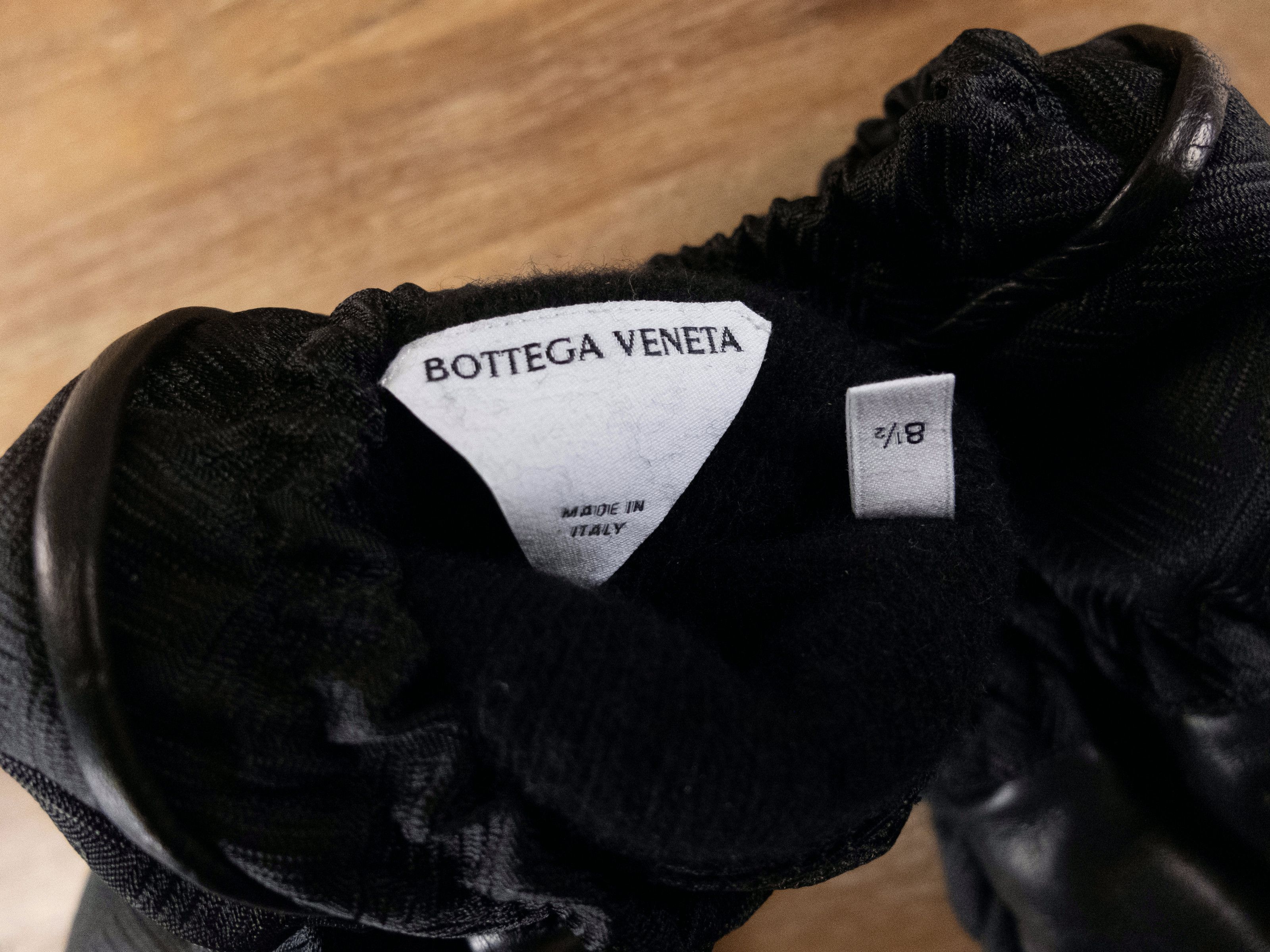Bottega Veneta BOTTEGA VENETA black technical nylon & leather gloves 8.5 q Size ONE SIZE - 8 Thumbnail