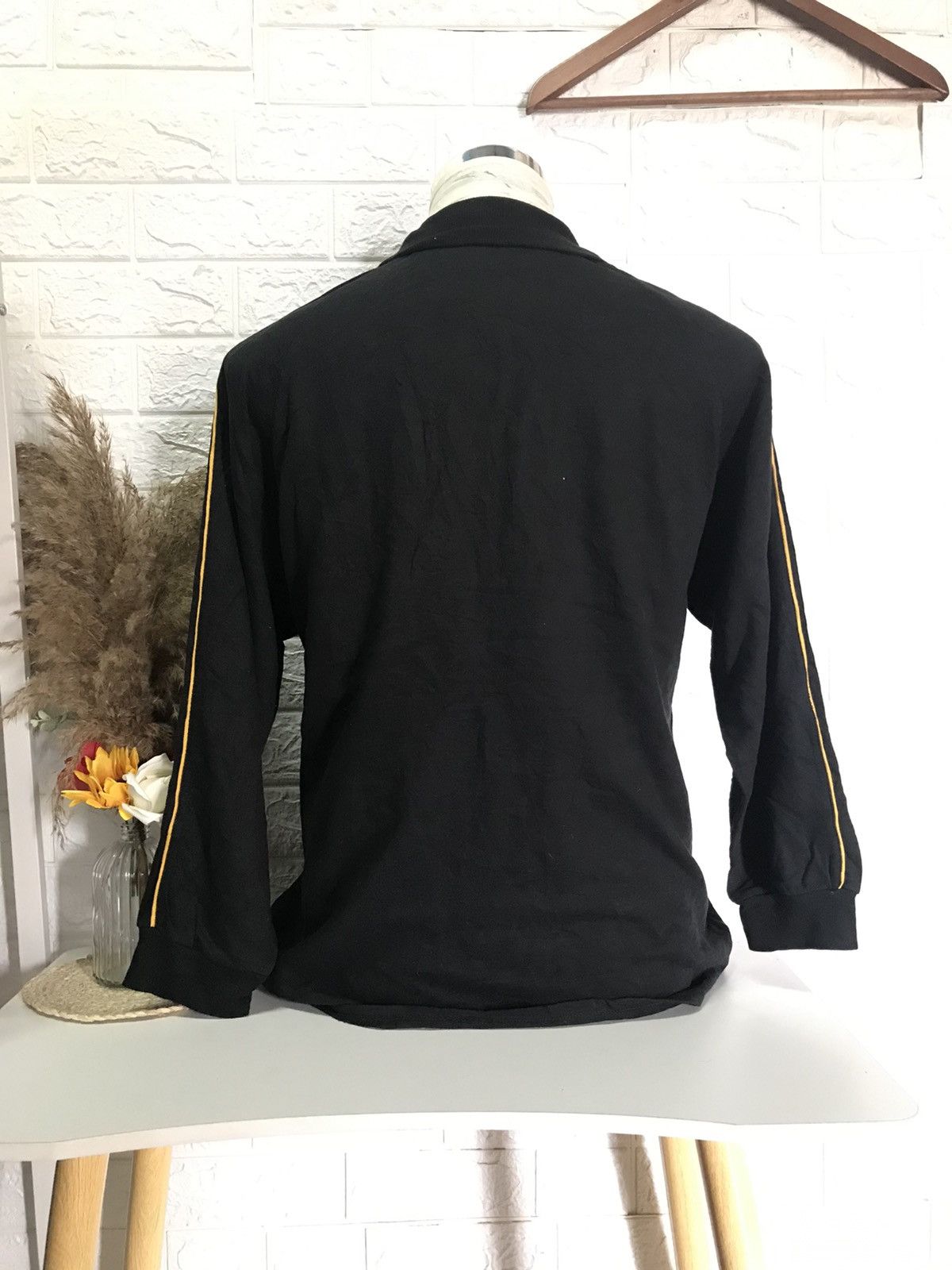 Givenchy × Vintage VINTAGE GIVENCHY FOR SINGAPORE AIR LINE POLO LONG SLEEVE Size US M / EU 48-50 / 2 - 3 Thumbnail