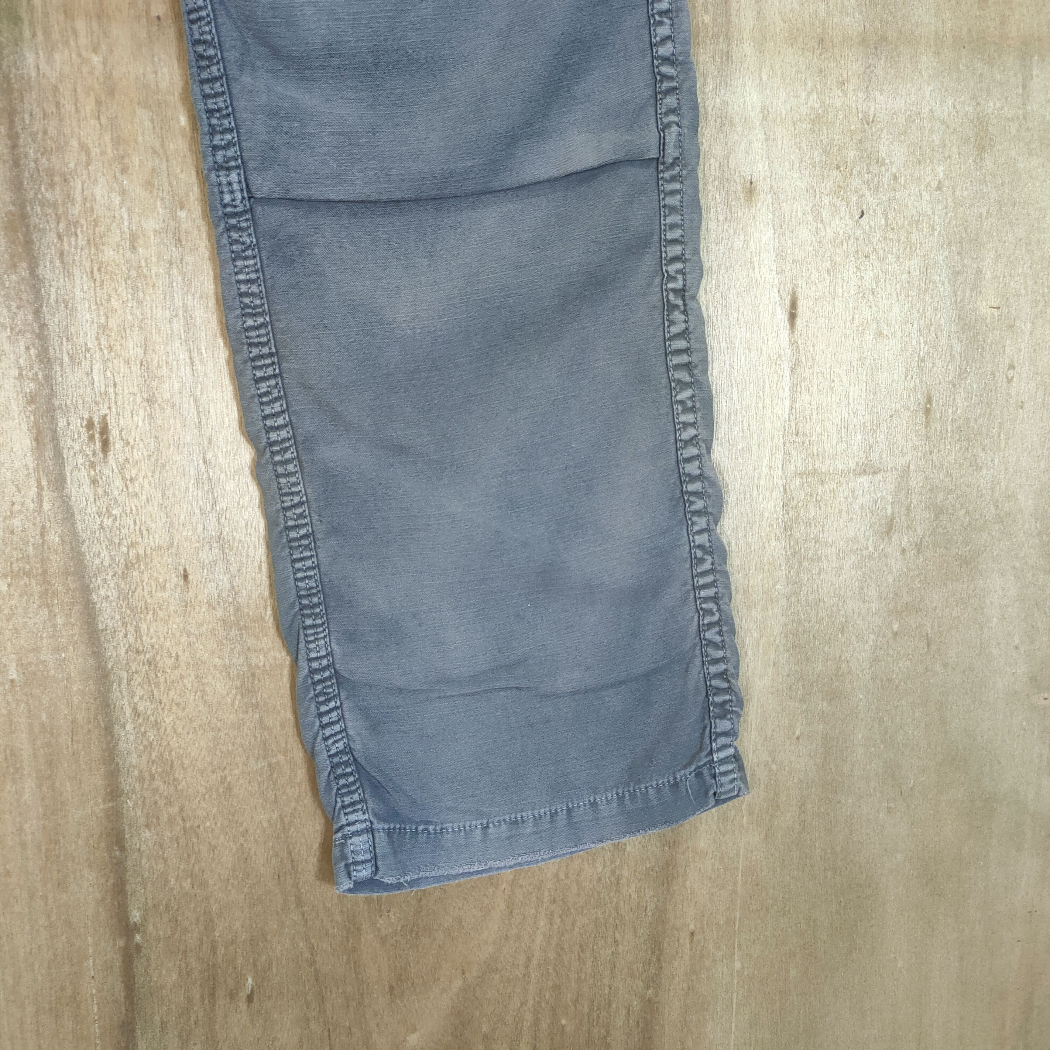 Japanese Brand VINTAGE JAPAN BLACK FADED CARGO PANTS Size US 34 / EU 50 - 6 Thumbnail