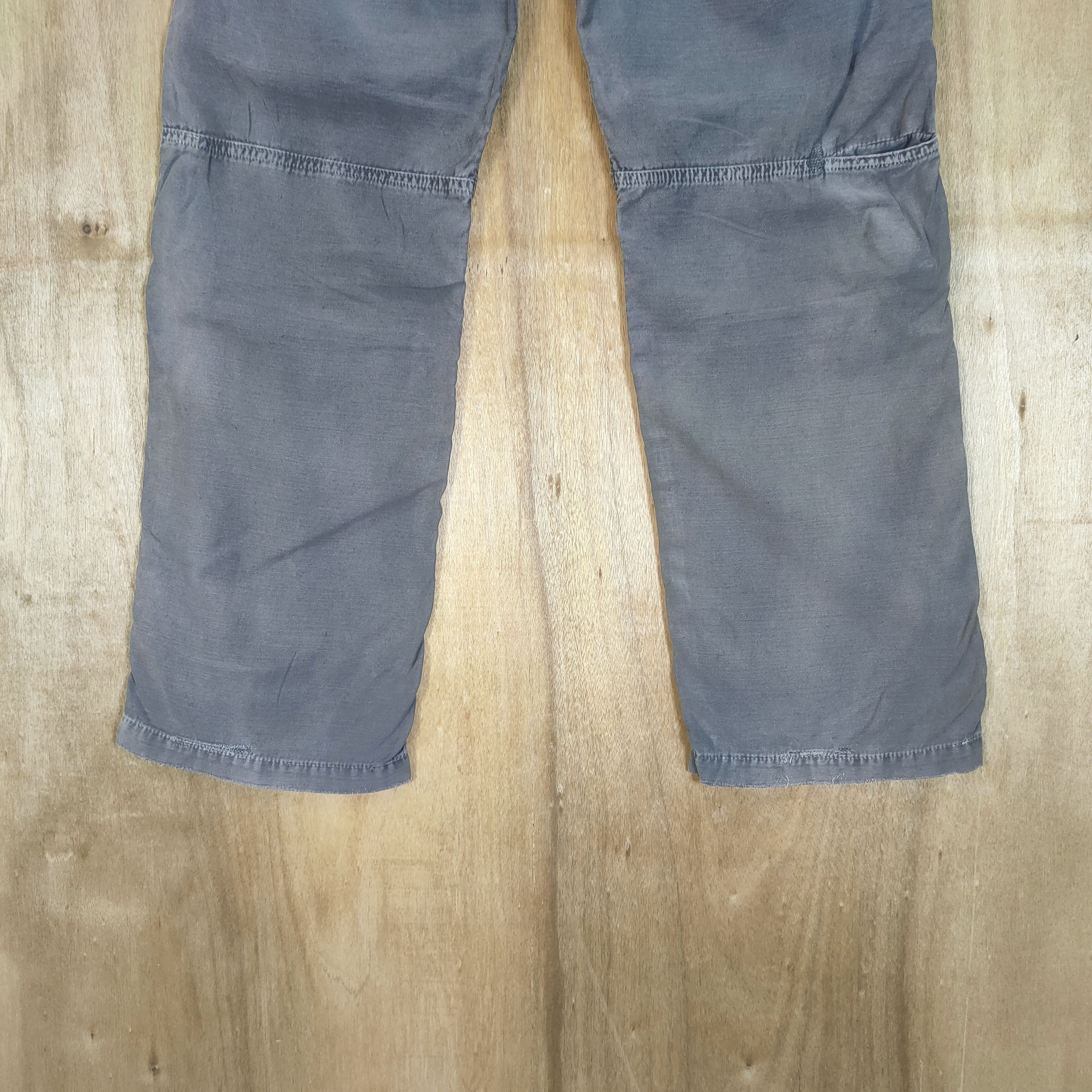 Japanese Brand VINTAGE JAPAN BLACK FADED CARGO PANTS Size US 34 / EU 50 - 10 Thumbnail