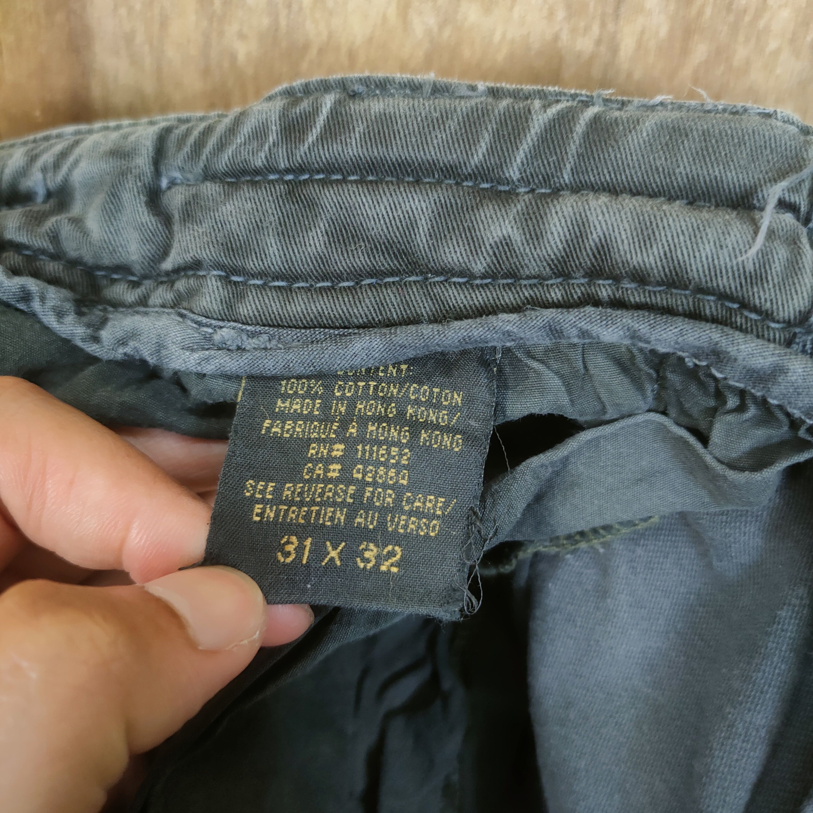 Japanese Brand VINTAGE JAPAN BLACK FADED CARGO PANTS Size US 34 / EU 50 - 12 Thumbnail