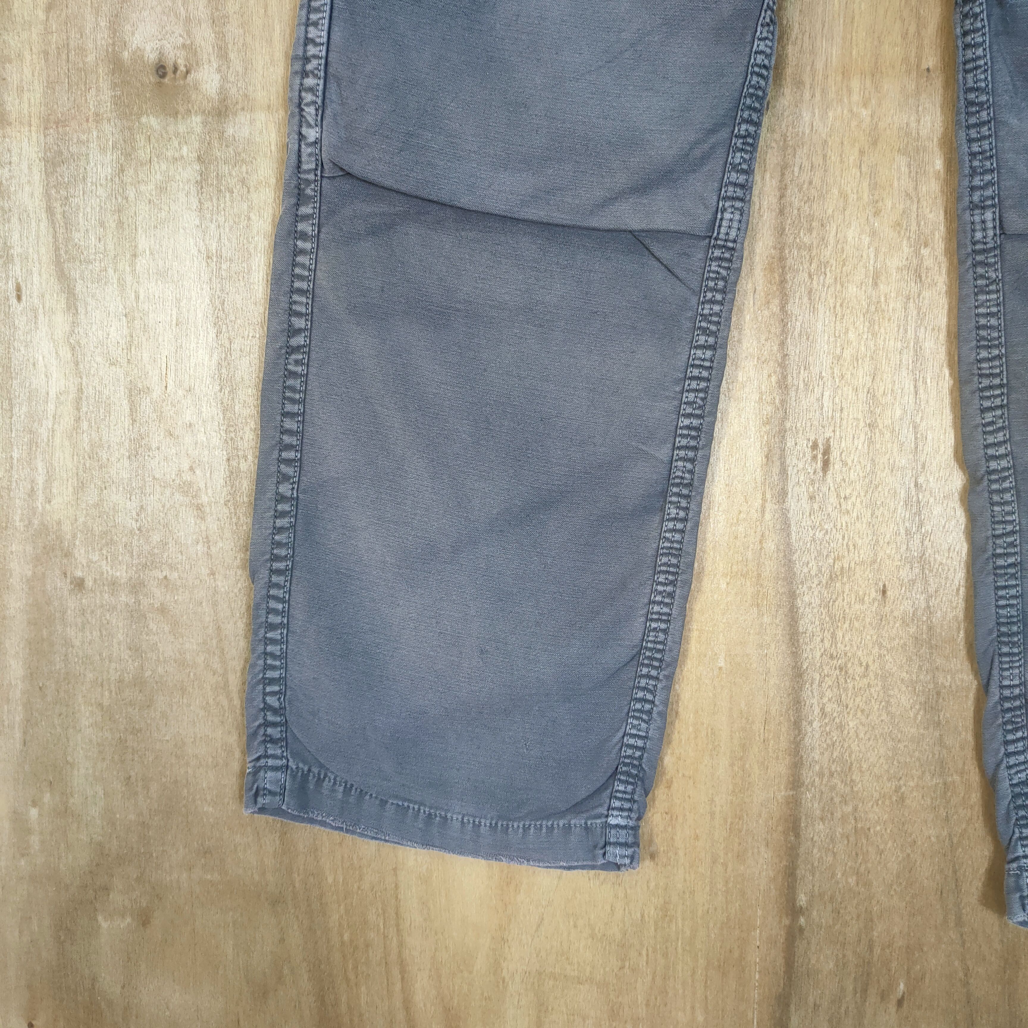Japanese Brand VINTAGE JAPAN BLACK FADED CARGO PANTS Size US 34 / EU 50 - 7 Thumbnail