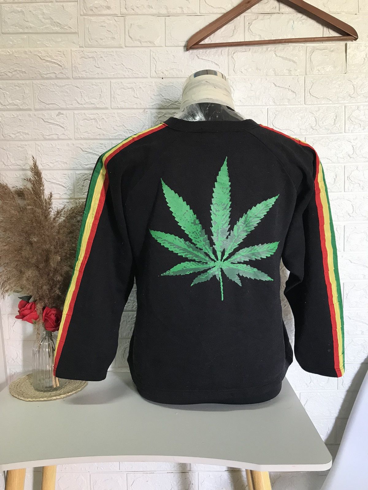 Bob Marley × Vintage VINTAGE RASTA CANNABIS BIG LOGO SWEATSHIRT Size US M / EU 48-50 / 2 - 1 Thumbnail