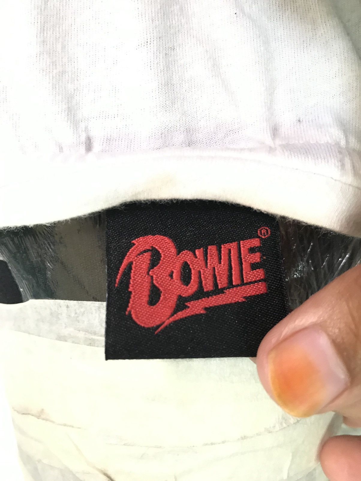 Band Tees DAVID BOWIE BIG FACE OVER PRINTS NICE DESIGN SHIRT Size US M / EU 48-50 / 2 - 3 Thumbnail