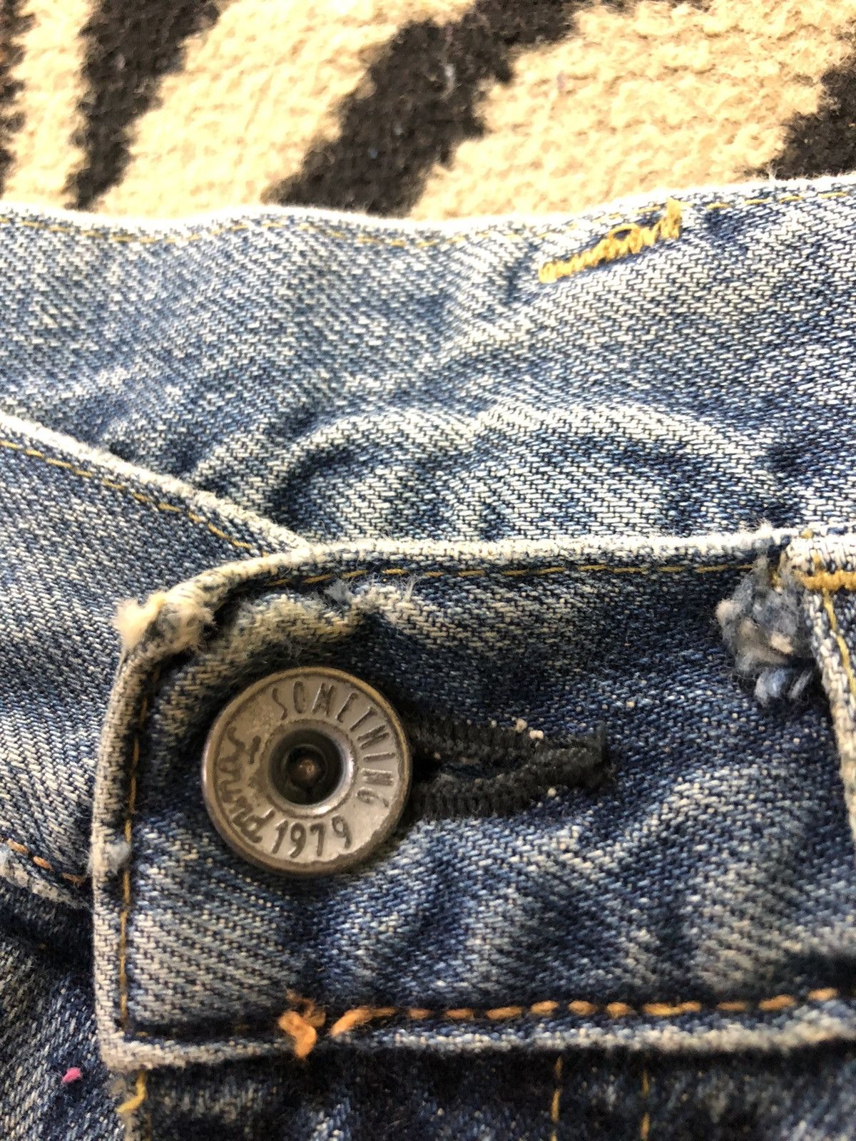 Japanese Brand × Salvage VINTAGE SELVEDGE SOMETHING BLUE WASH DISTRESSED DENIM Size US 28 / EU 44 - 5 Thumbnail