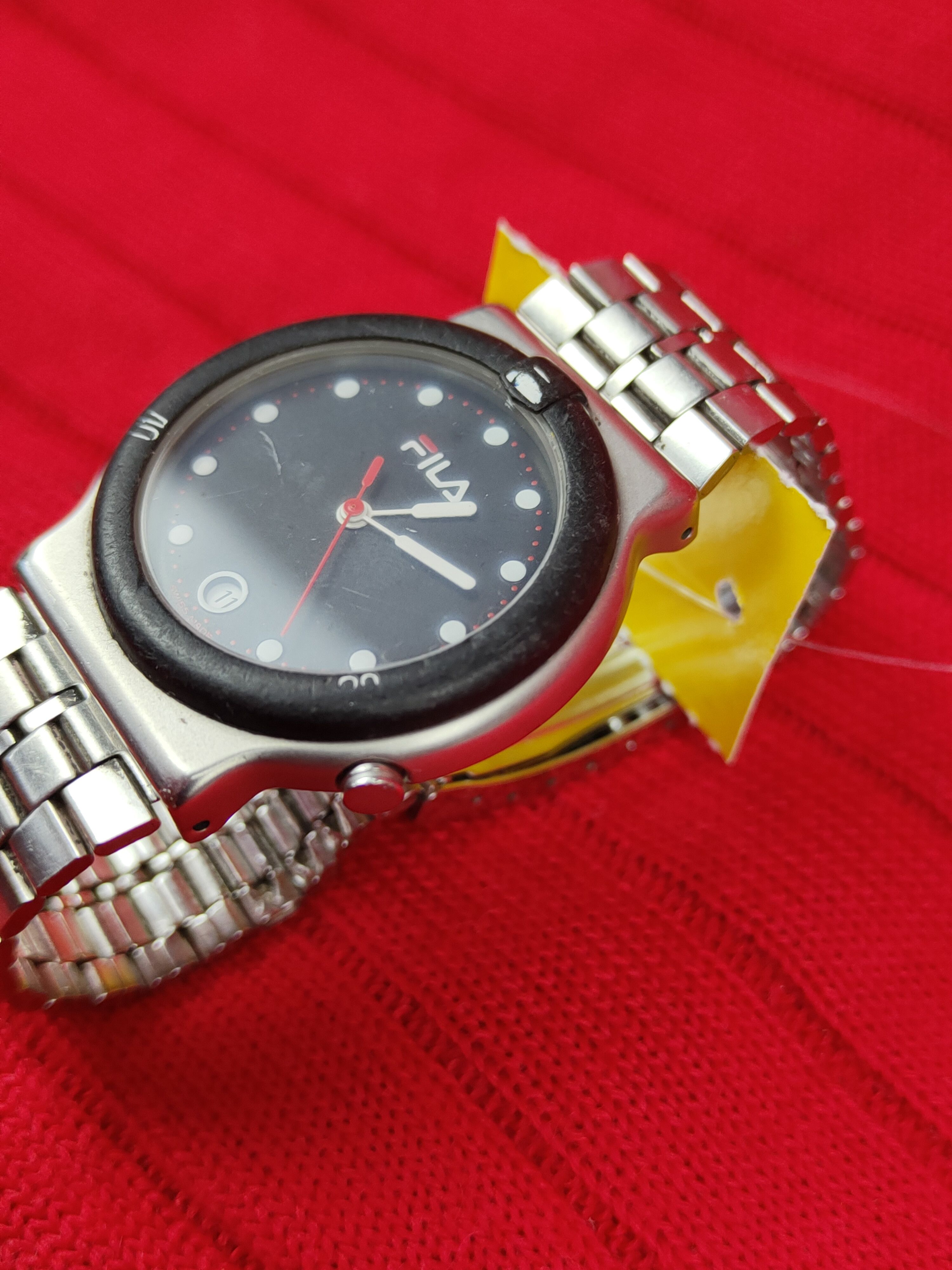 Fila × Vintage Fila swiss made Analog Vintage Watch #J013s Size ONE SIZE - 4 Thumbnail