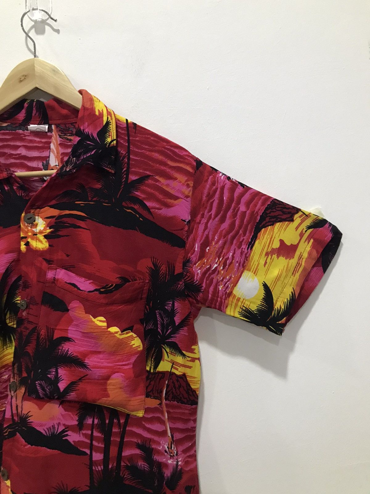 Other 🔥Rare🔥Hawaii fullprint button up shirt Size US M / EU 48-50 / 2 - 7 Thumbnail