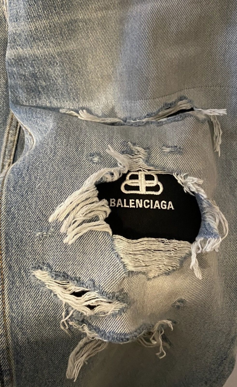Balenciaga Balenciaga Distressed Ripped Boyfriend Logo Jeans Size US 28 / EU 44 - 3 Thumbnail
