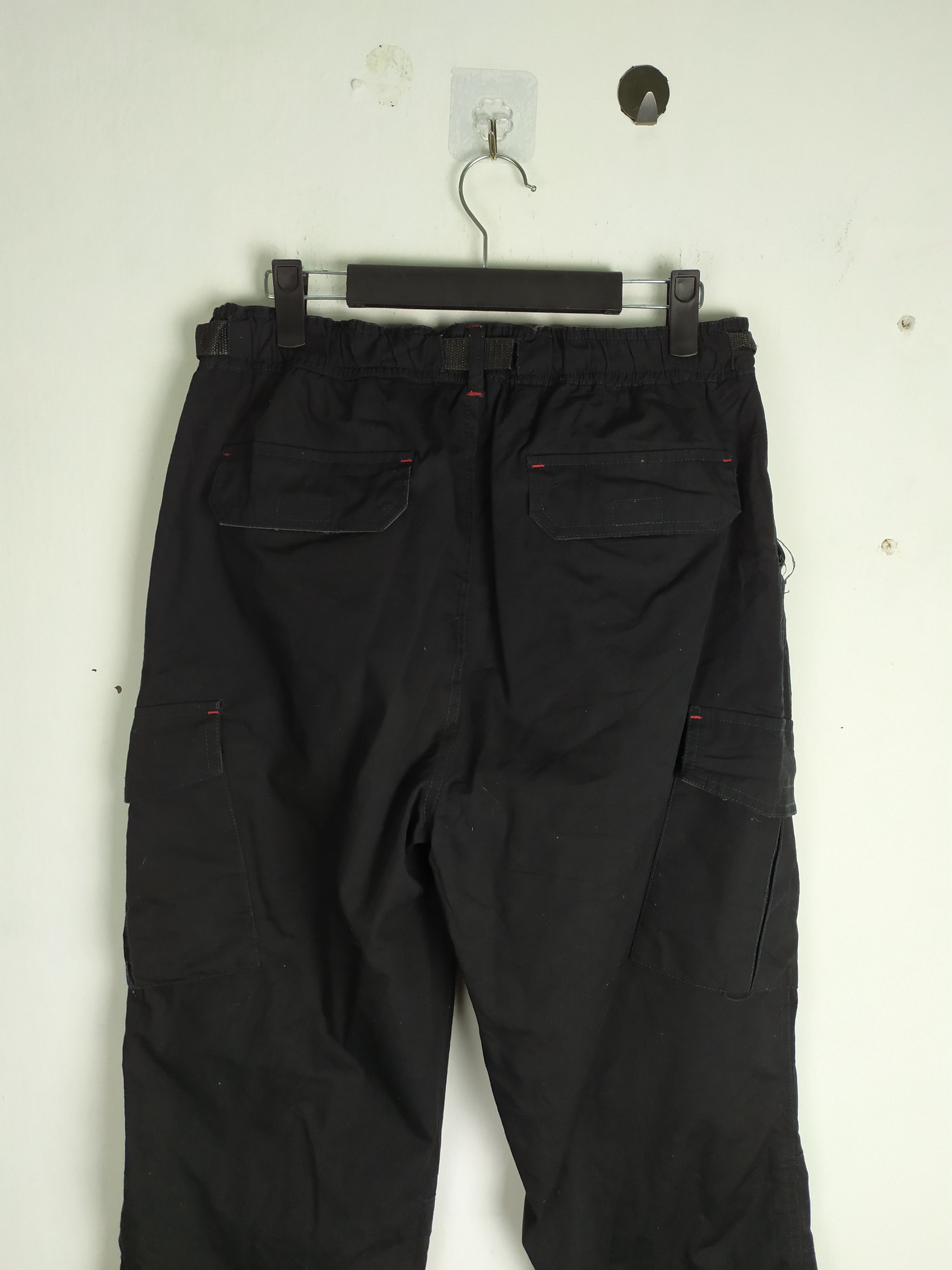 Japanese Brand Outdoor pants x Streetwear pants multipocket waist 28 Size US 28 / EU 44 - 4 Thumbnail
