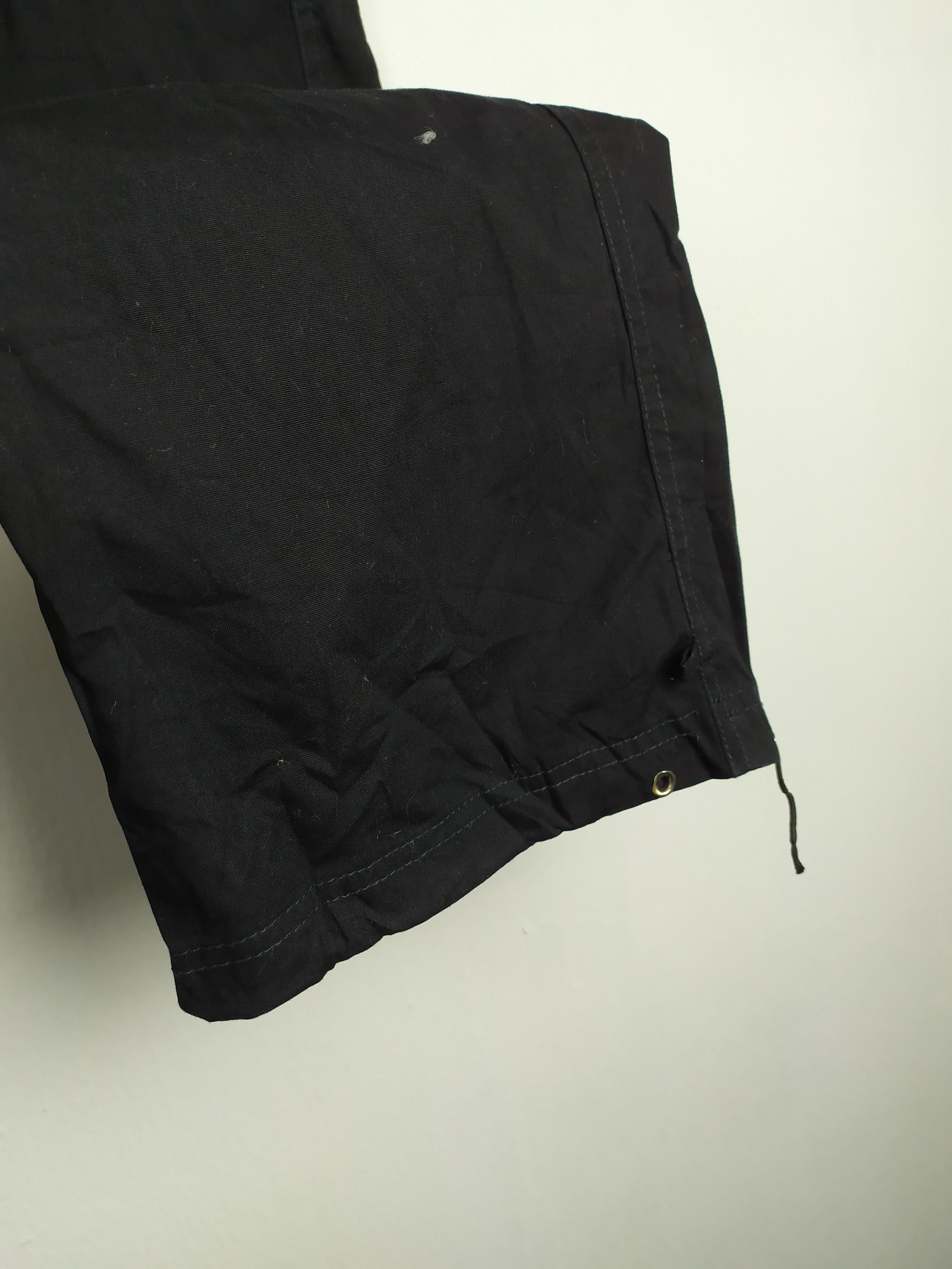 Japanese Brand Outdoor pants x Streetwear pants multipocket waist 28 Size US 28 / EU 44 - 5 Thumbnail