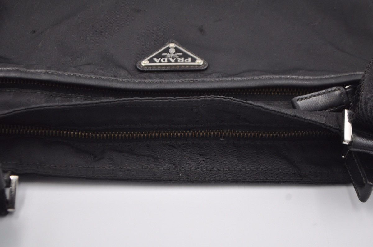 Prada Prada - Vela Saffiano-Trimmed Flat Crossbody Bag Size ONE SIZE - 18 Thumbnail