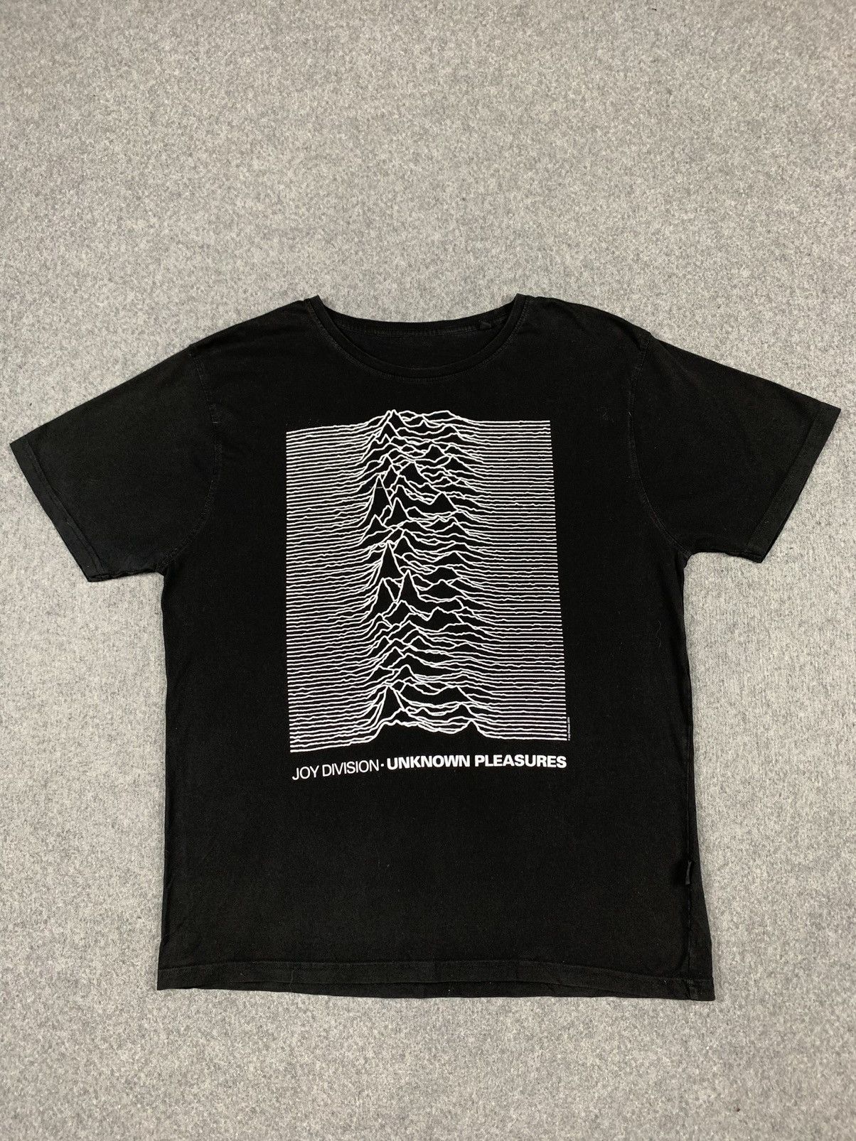 Joy Division Joy Division unknown pleasures t-shirt Size US XL / EU 56 / 4 - 2 Thumbnail
