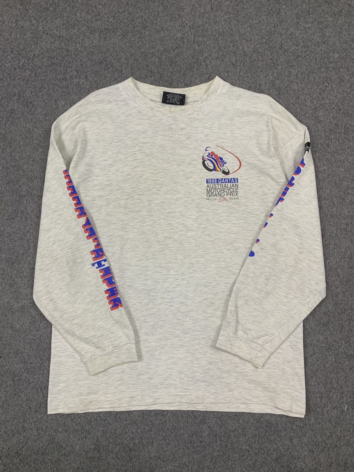Vintage australian motorrcycle grand prix longsleeve 1998 Size US L / EU 52-54 / 3 - 6 Thumbnail
