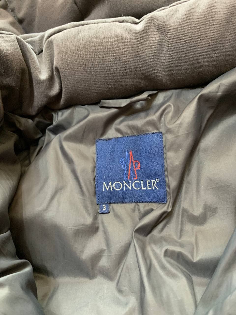 Moncler Moncler vintage puffer down jacket Size US L / EU 52-54 / 3 - 9 Thumbnail