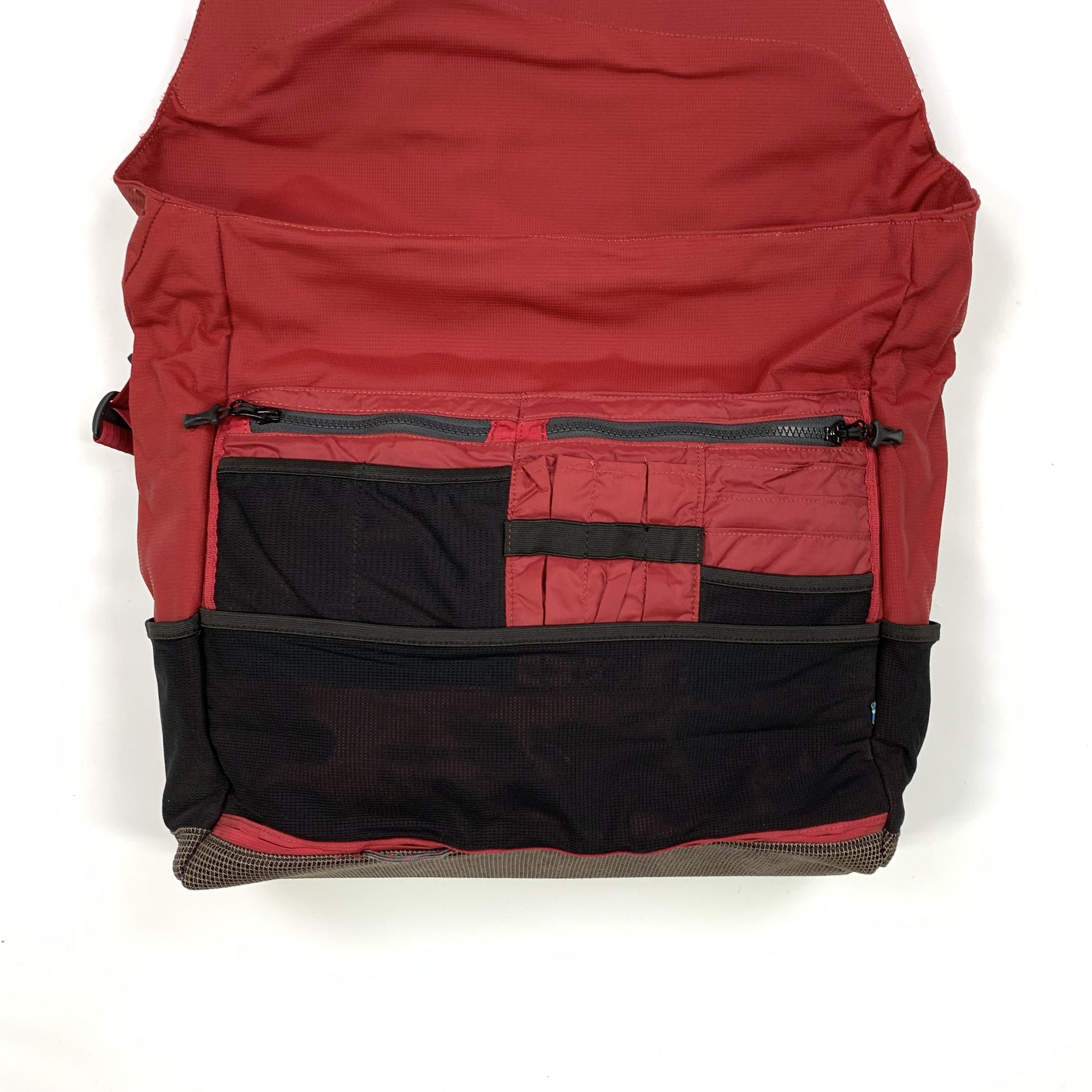 Klattermusen Fenja Tech Messenger Bag (NEW) Size ONE SIZE - 9 Thumbnail