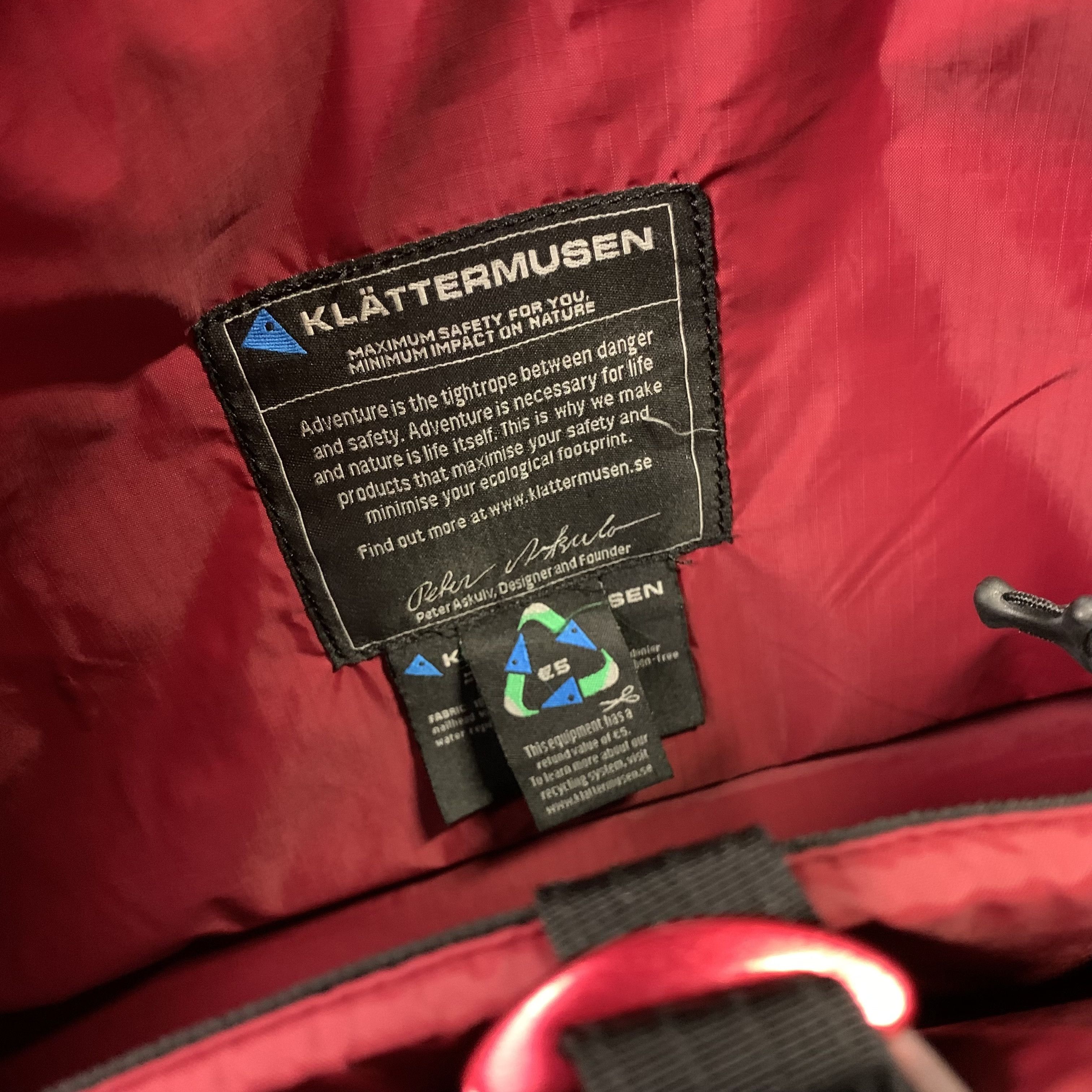 Klattermusen Fenja Tech Messenger Bag Size ONE SIZE - 15 Thumbnail