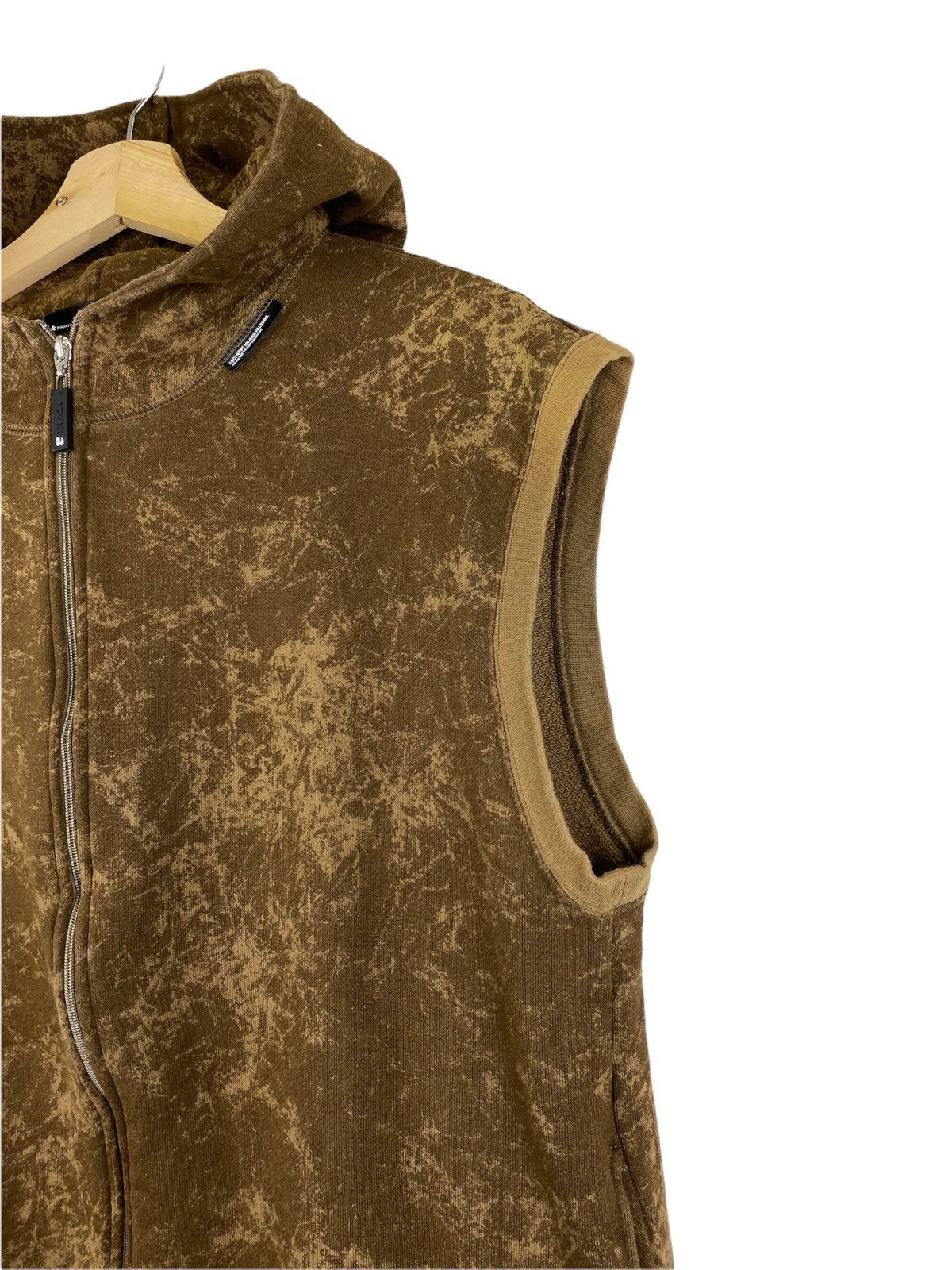 Japanese Brand TMCA TIE-DYE DESIGN SLEEVELESS HOODIE Size US L / EU 52-54 / 3 - 4 Thumbnail