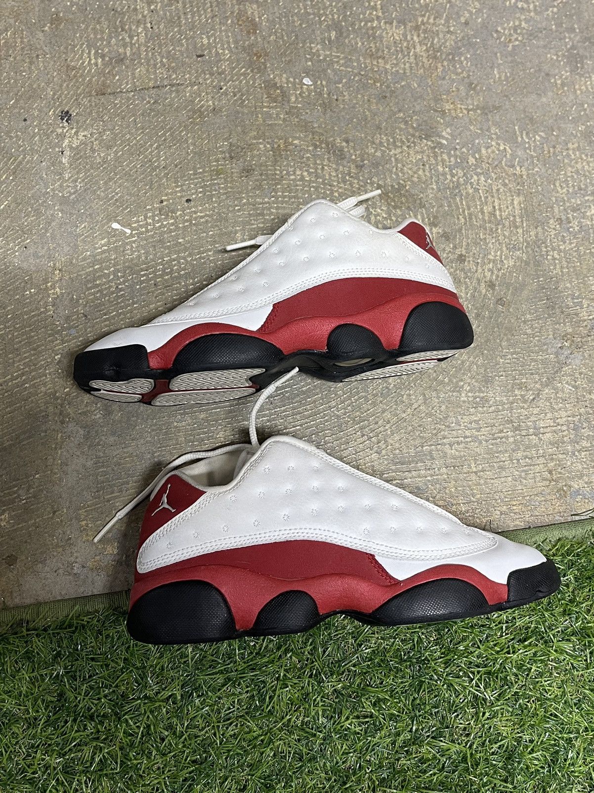 Nike 2005 Nike Air Jordan XIII 13 Retro Cherry Low Sz 4.5Y wmns 6 Size US 6 / EU 39 - 2 Preview