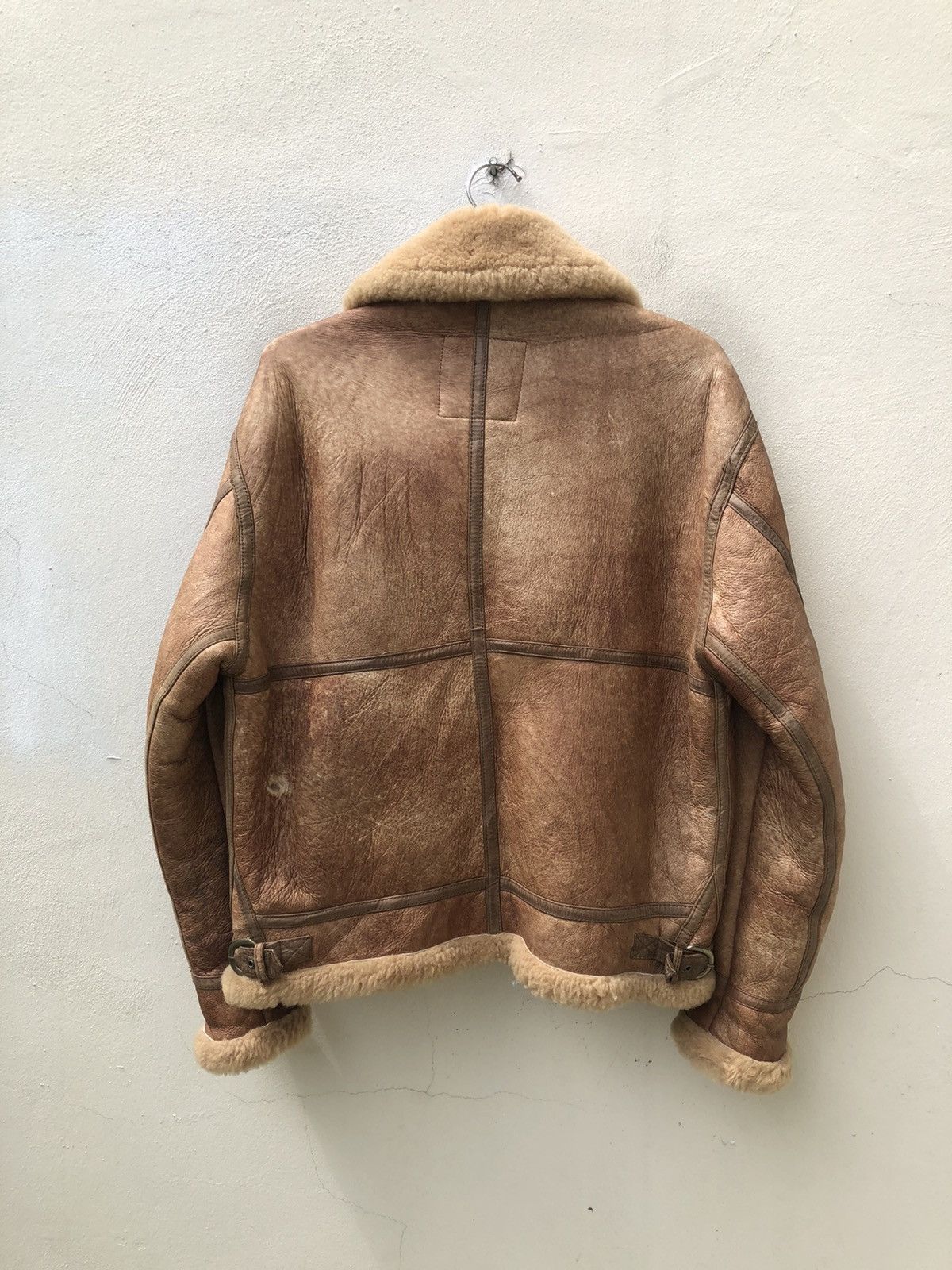 Vintage Vintage Terra Australis Shearling B3 Leather Jacket Size US L / EU 52-54 / 3 - 15 Thumbnail