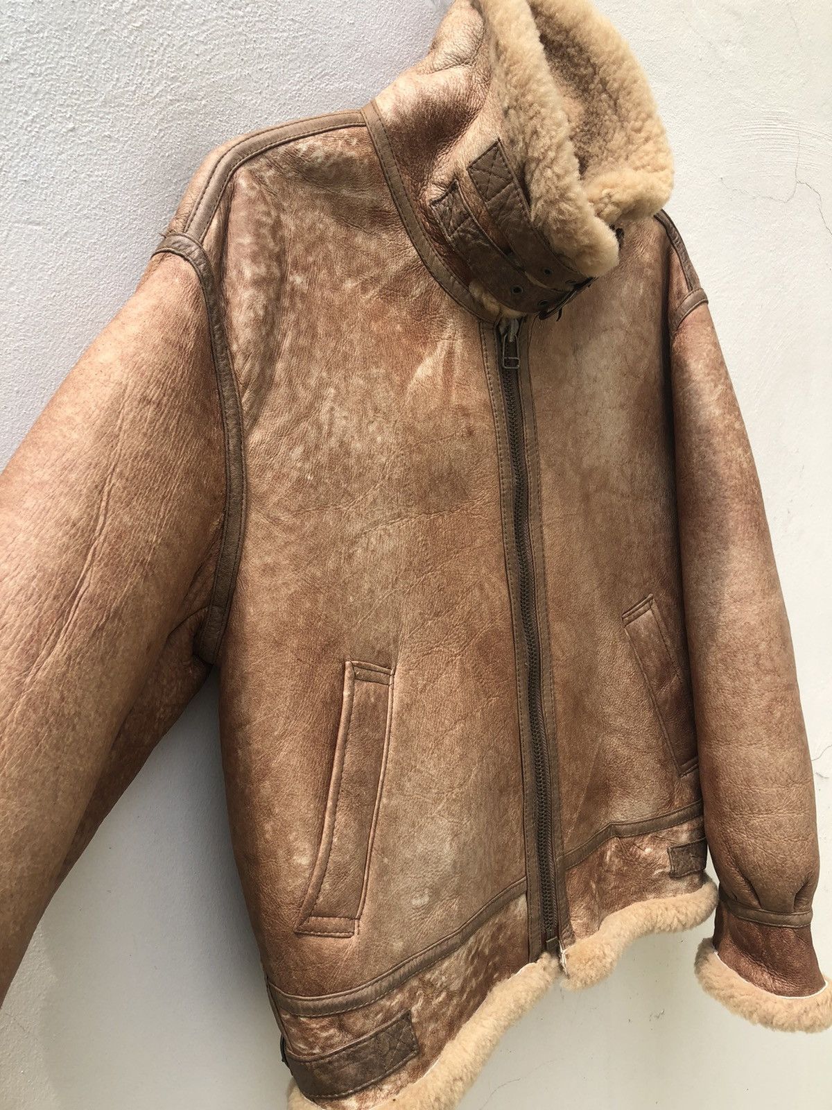 Vintage Vintage Terra Australis Shearling B3 Leather Jacket Size US L / EU 52-54 / 3 - 11 Thumbnail