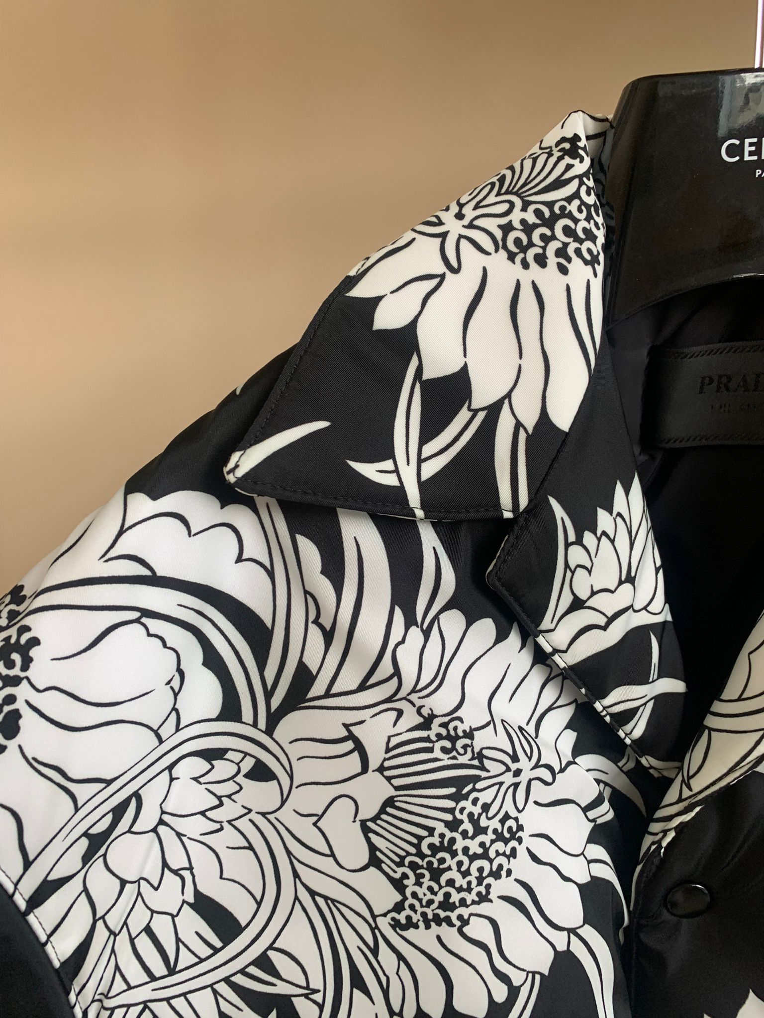 Prada Floral Flame Padded Jacket in Multicolor Size US M / EU 48-50 / 2 - 9 Thumbnail