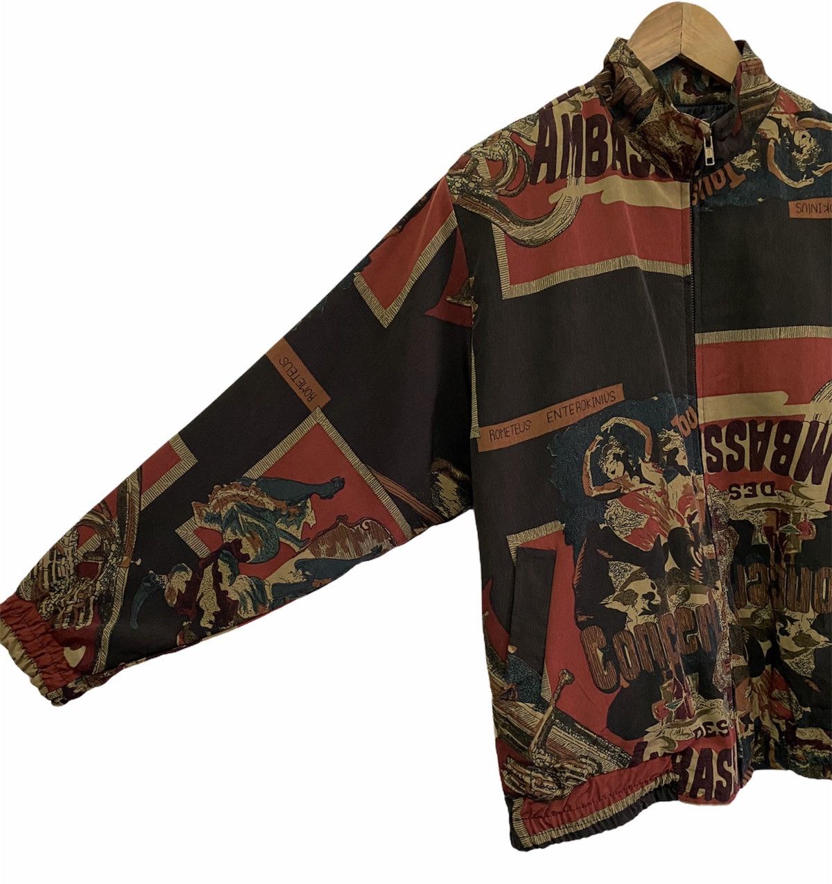 Japanese Brand 🔥Vintage Rometeus Enterokinius Silk Print Inspire Hermes Size US M / EU 48-50 / 2 - 3 Thumbnail
