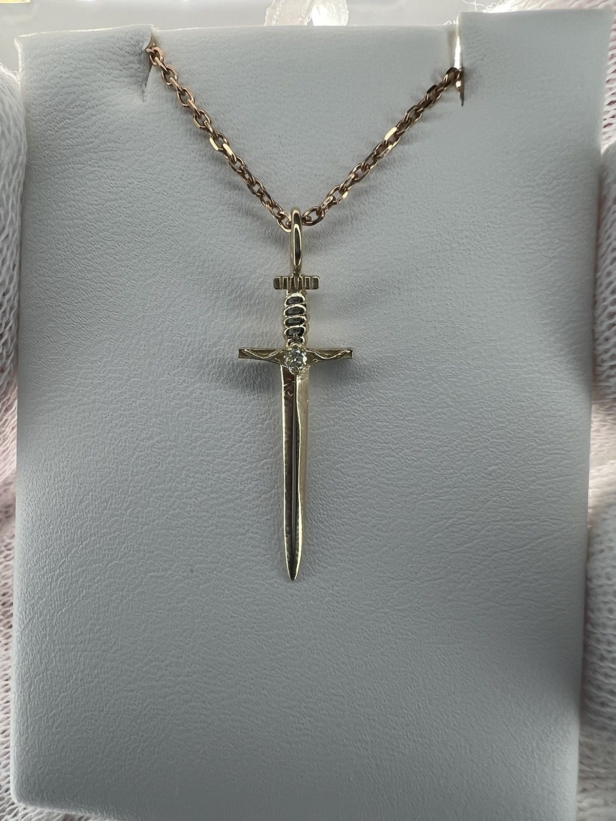 Other 14kt solid gold dagger pendent with diamond Size ONE SIZE - 2 Thumbnail