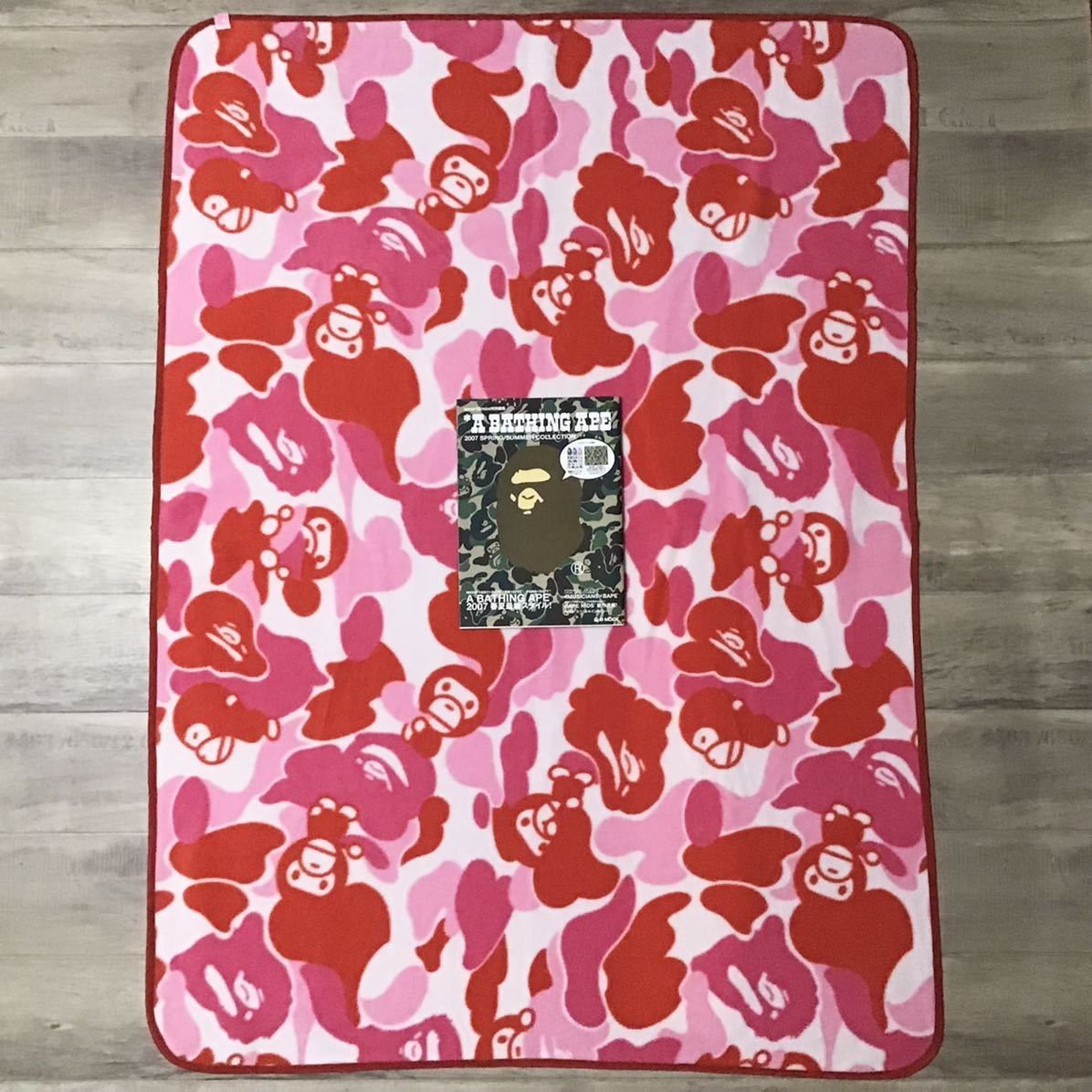 Bape BAPE BIG fleece blanket MILO ABC camo pink a bathing ape Size ONE SIZE - 2 Thumbnail