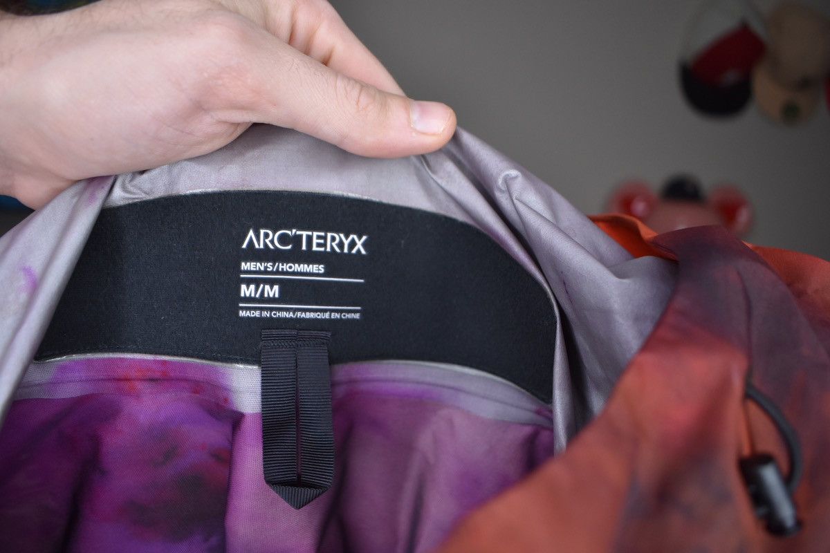 Arc'teryx Arcteryx x Shaun Crawford Artist Series Beta SL Jacket Size US M / EU 48-50 / 2 - 7 Thumbnail