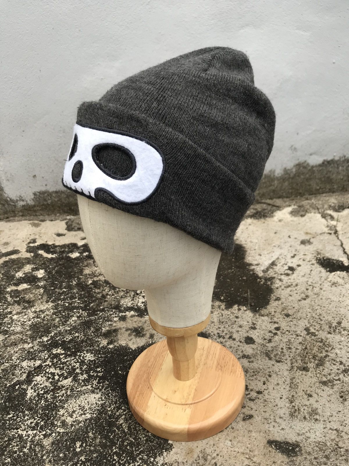 Designer H&M skulls streetwear / street fashion beanie hat Size ONE SIZE - 4 Thumbnail