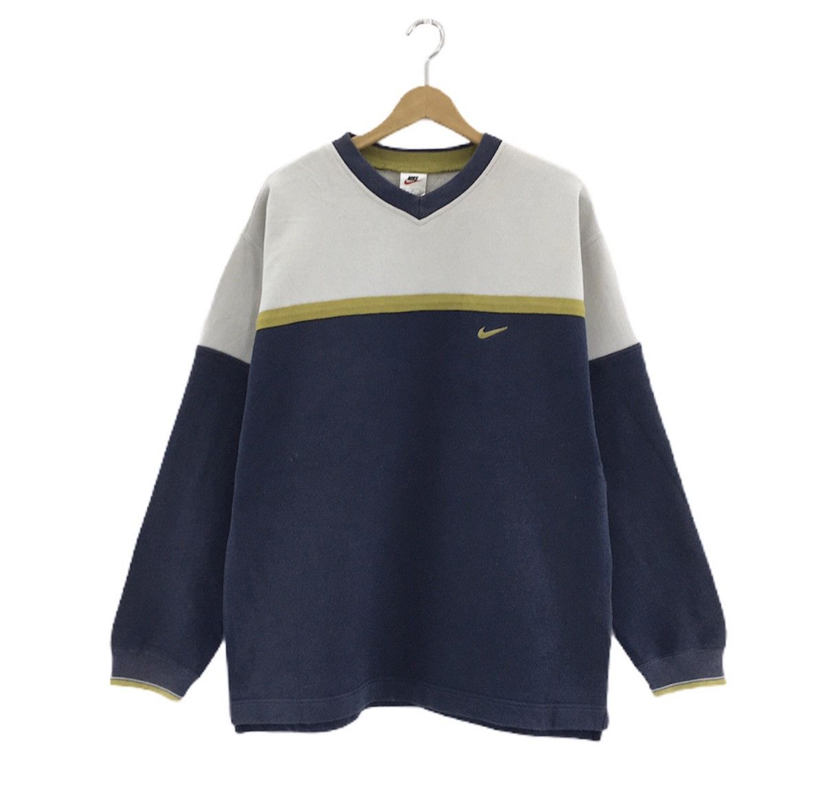 Nike Vintage 90s Nike Small Swoosh Crewneck Sweatshirt Size US L / EU 52-54 / 3 - 1 Thumbnail