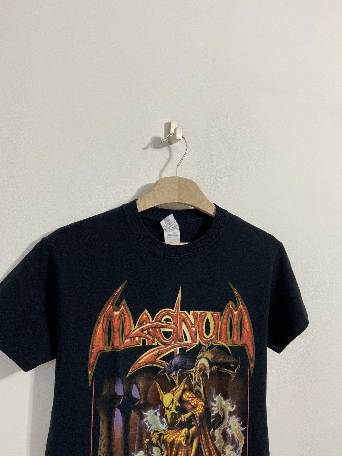 Band Tees Vintage Magnum Shirt 90’s Size US S / EU 44-46 / 1 - 2 Thumbnail