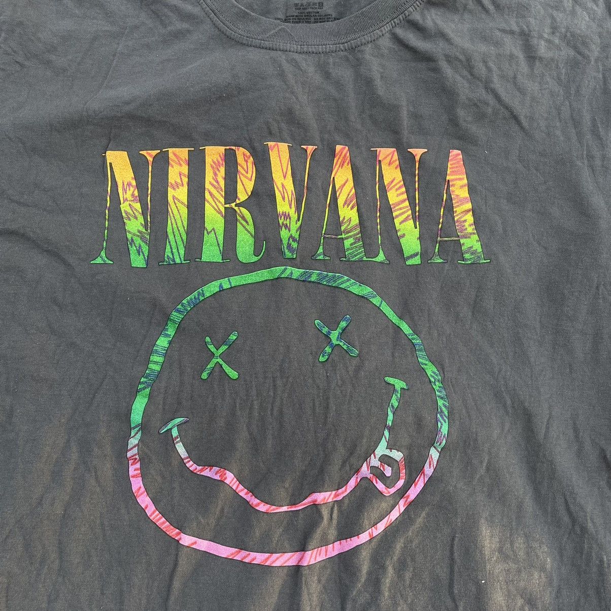 Vintage Vintage 90s Nirvana Sun Faded Graphic Tee Grunge Baggy XL Size US XL / EU 56 / 4 - 4 Thumbnail
