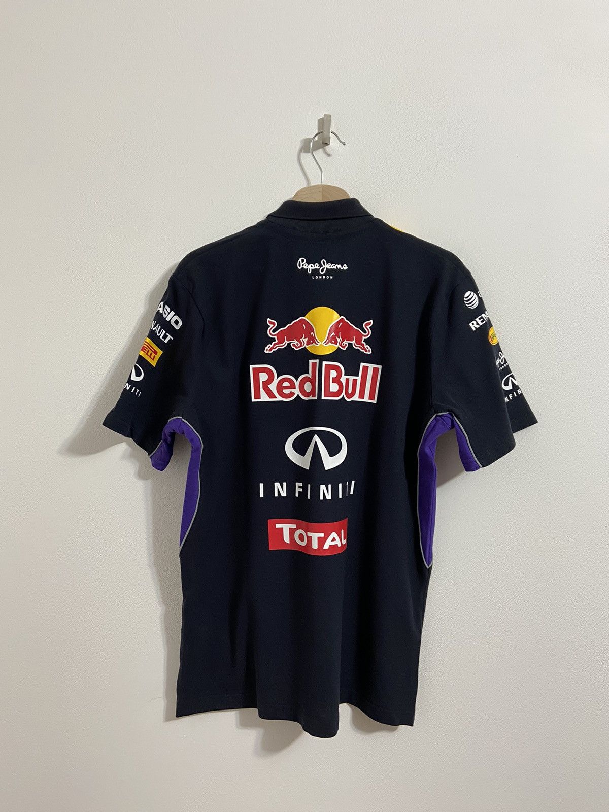 Pepe Jeans VINTAGE INFINITI RED BULL RACING TEAM PEPE JEANS TEE SHIRT Size US XL / EU 56 / 4 - 12 Thumbnail