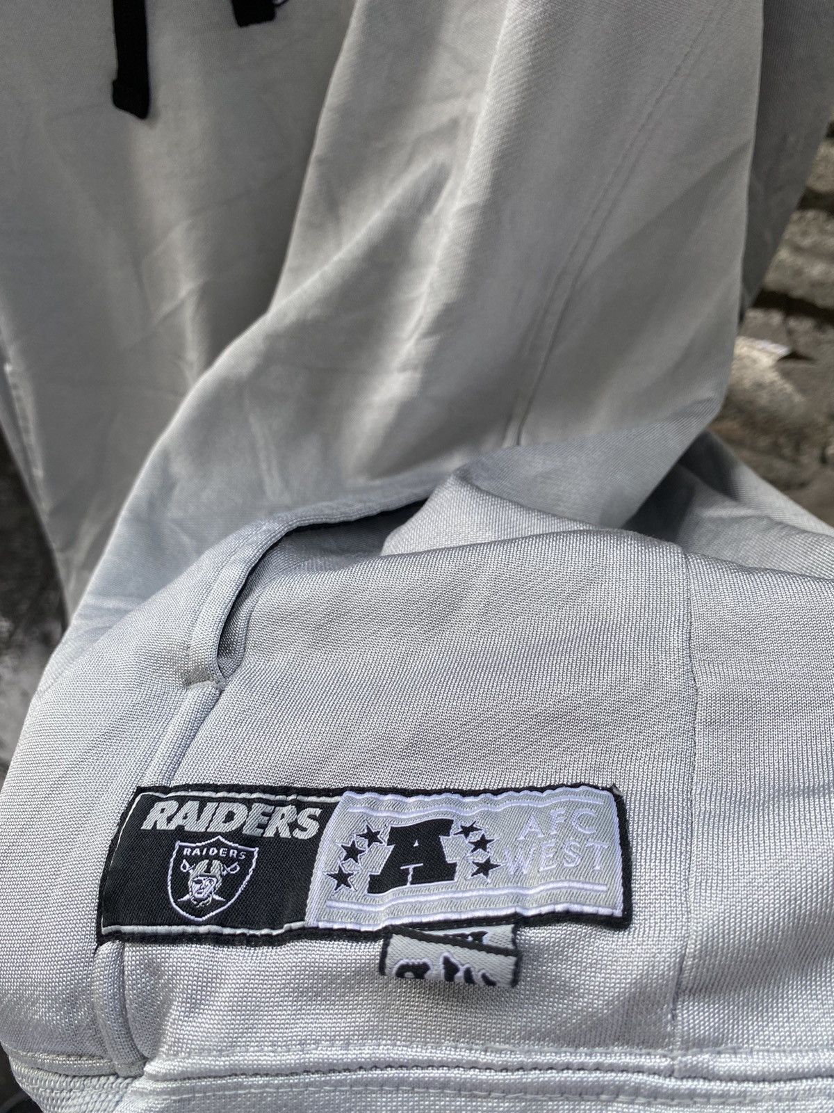 NFL × Vintage nfl raiders speel out Size US L / EU 52-54 / 3 - 7 Thumbnail