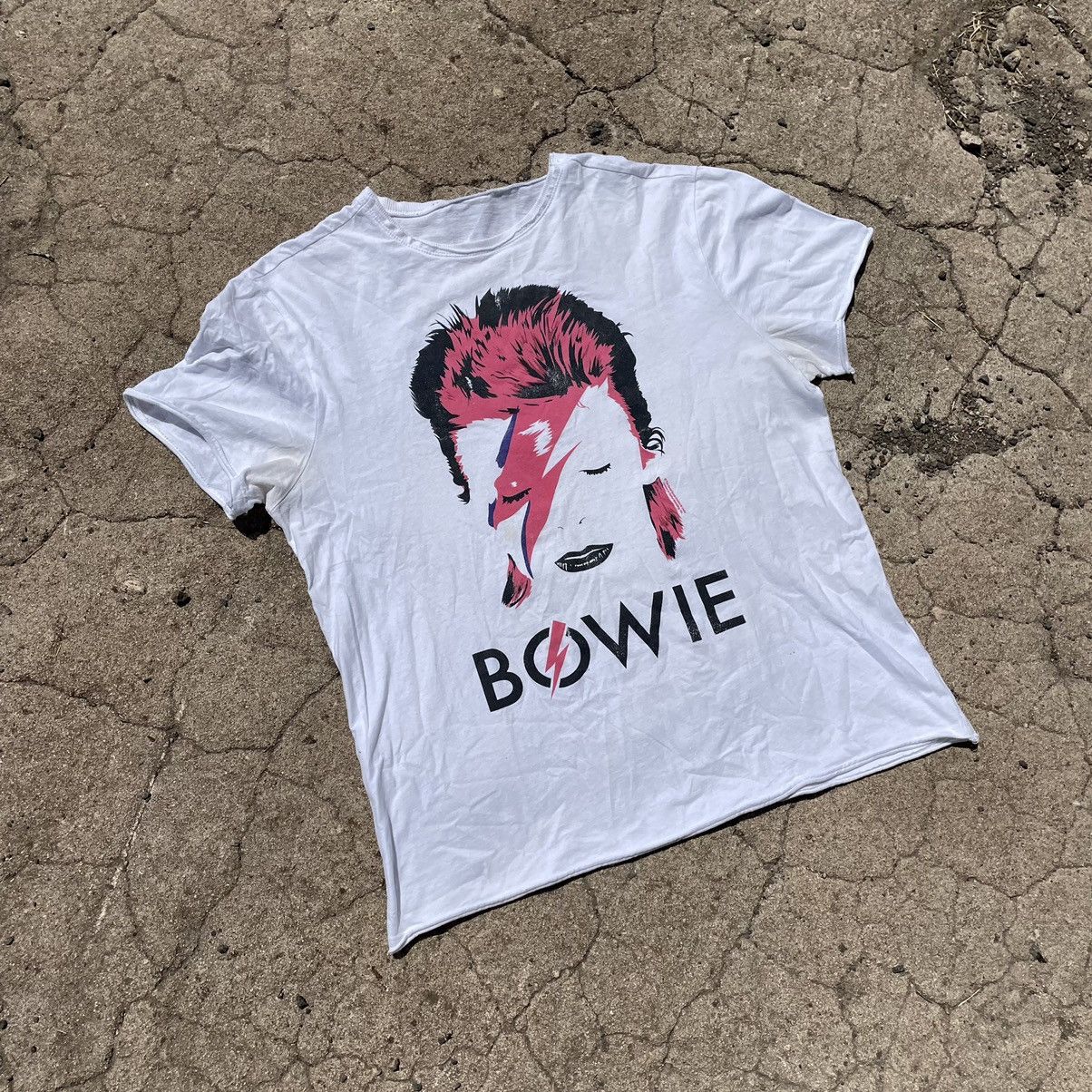 Vintage Vintage Y2K David Bowie Graphic Band Tee Faded Punk Slim M Size US M / EU 48-50 / 2 - 4 Thumbnail