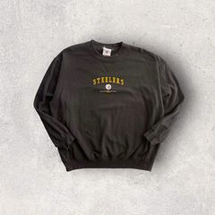 Hottertees 90s Pittsburgh Vintage Steelers Sweatshirt