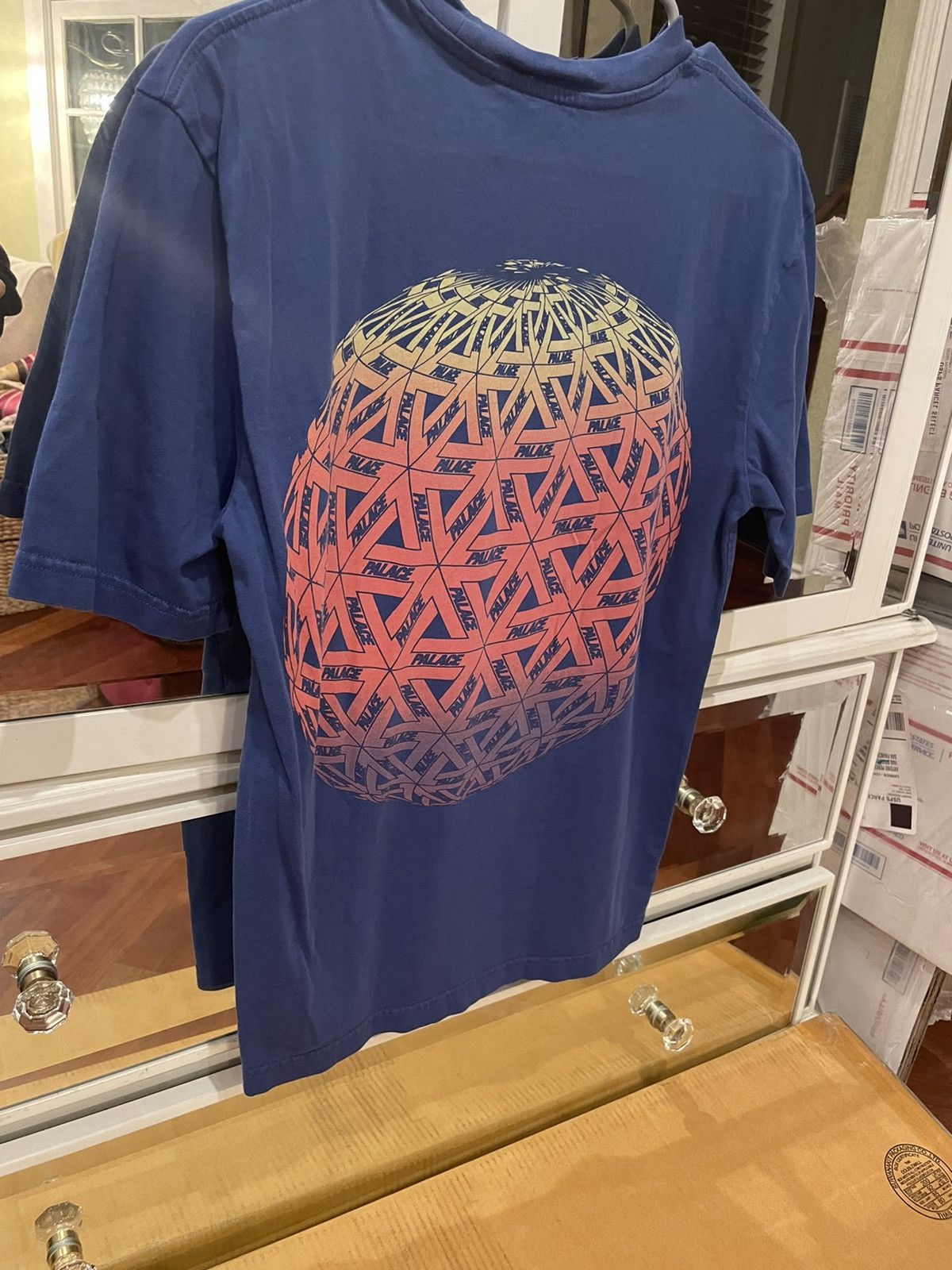 Palace 2019 Palace Globular Tee Size US S / EU 44-46 / 1 - 2 Thumbnail