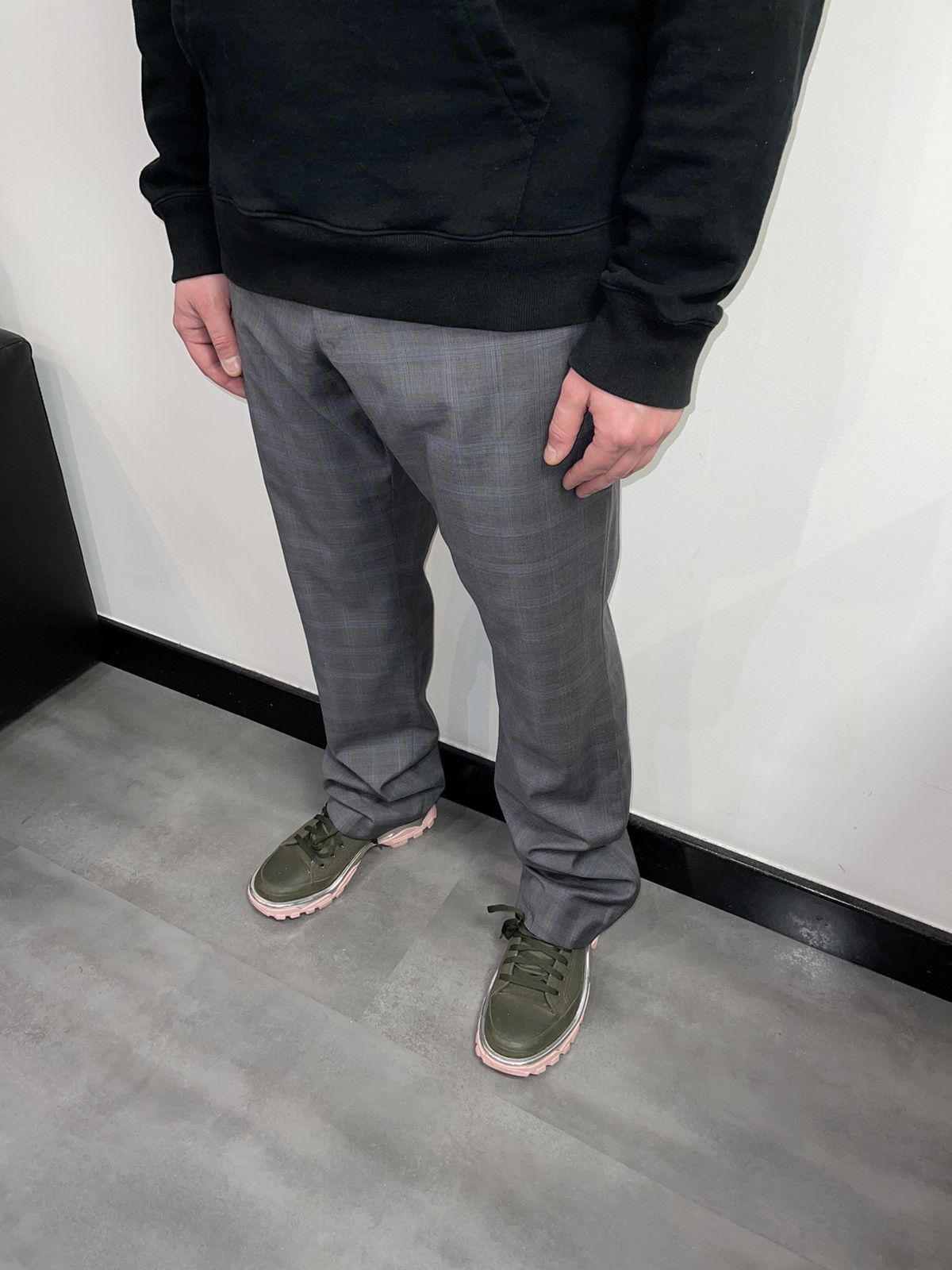 Valentino Valentino Checkered Wool Gray Casual Pants Size US 36 / EU 52 - 3 Thumbnail