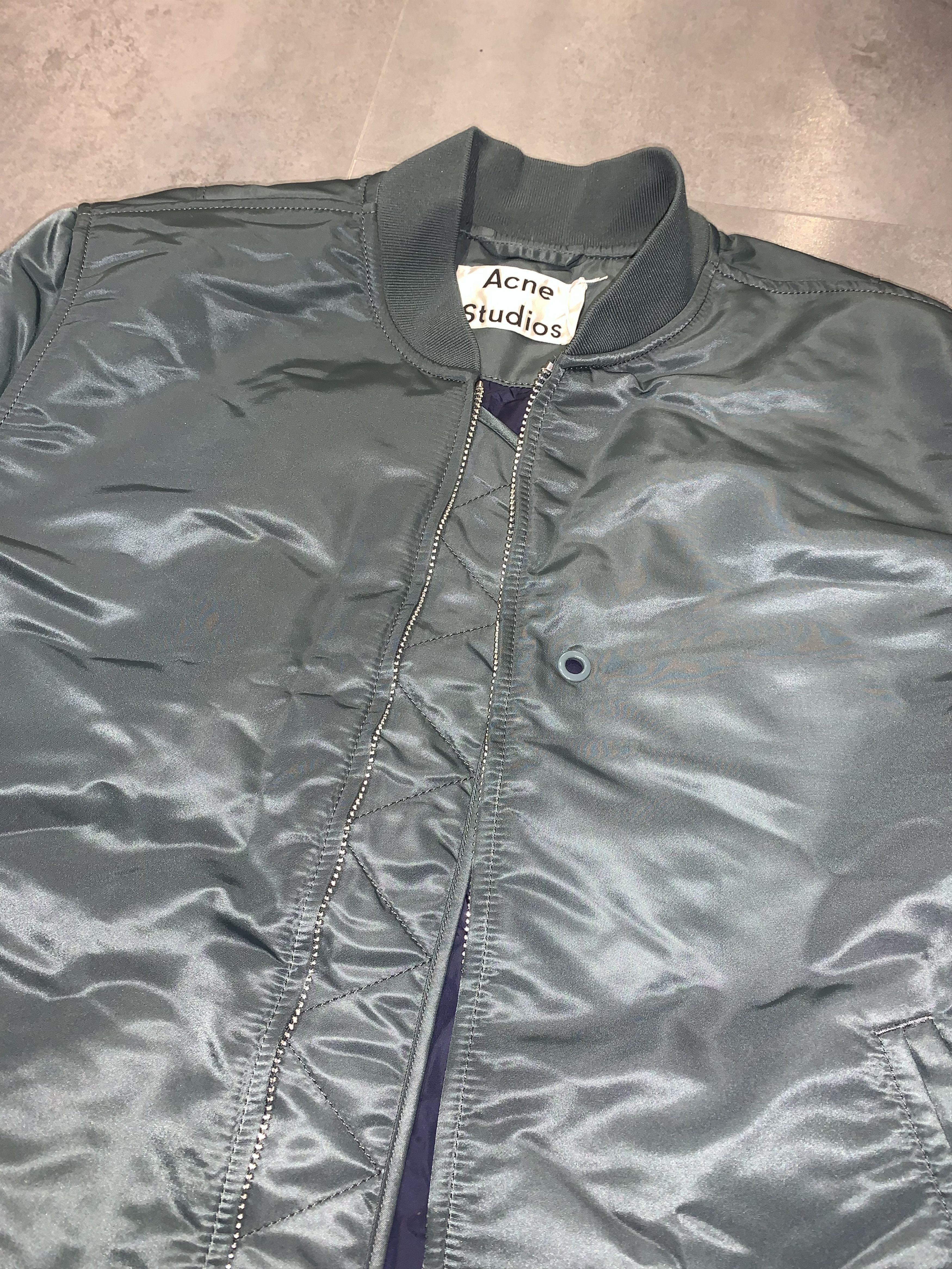 Acne Studios DSWT! SS18 Acne Studios Mylon Shine Nylon Bomber Jacket Size US M / EU 48-50 / 2 - 12 Thumbnail