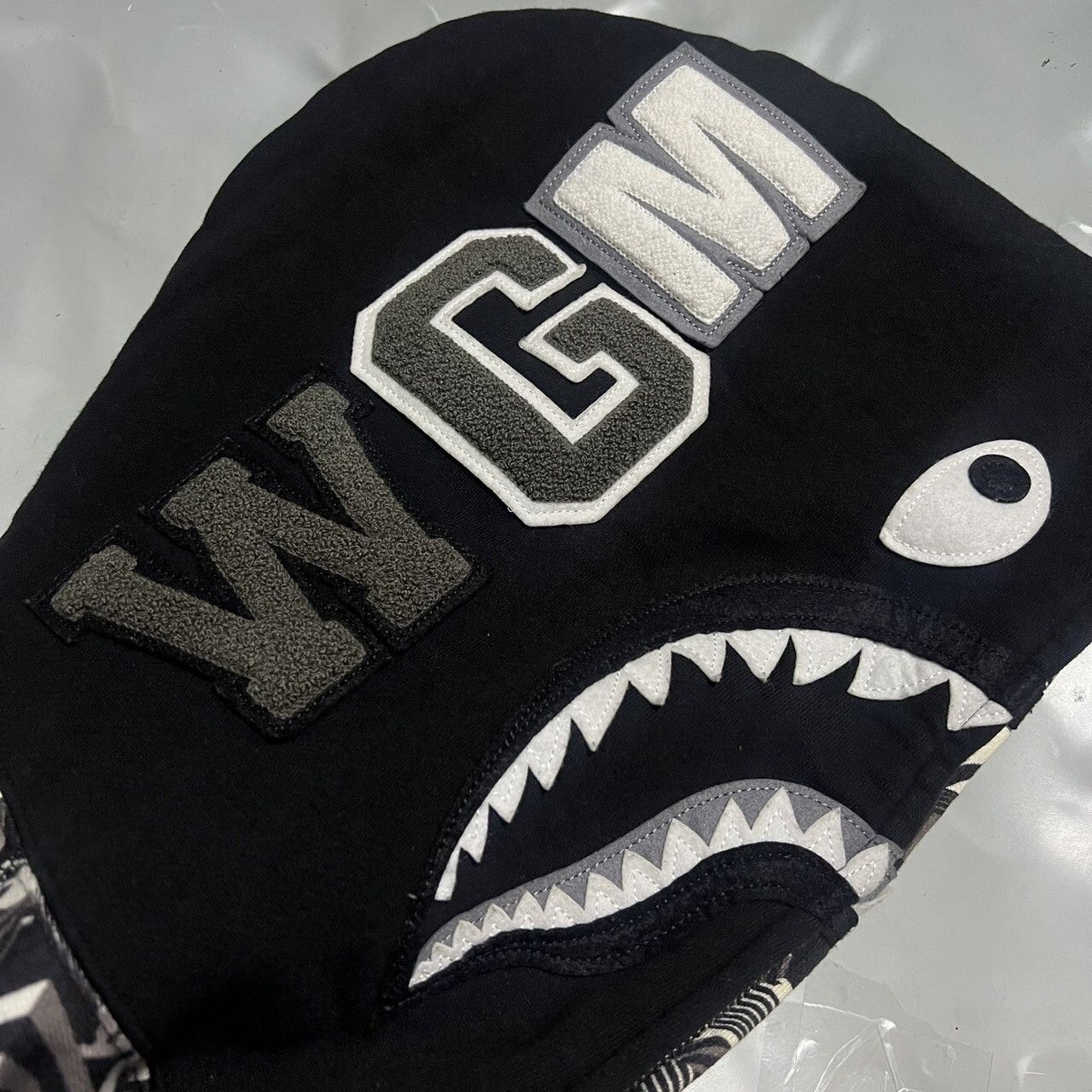Bape DAZZLE CAMO SHARK FULL ZIP HOODIE Size US M / EU 48-50 / 2 - 3 Thumbnail