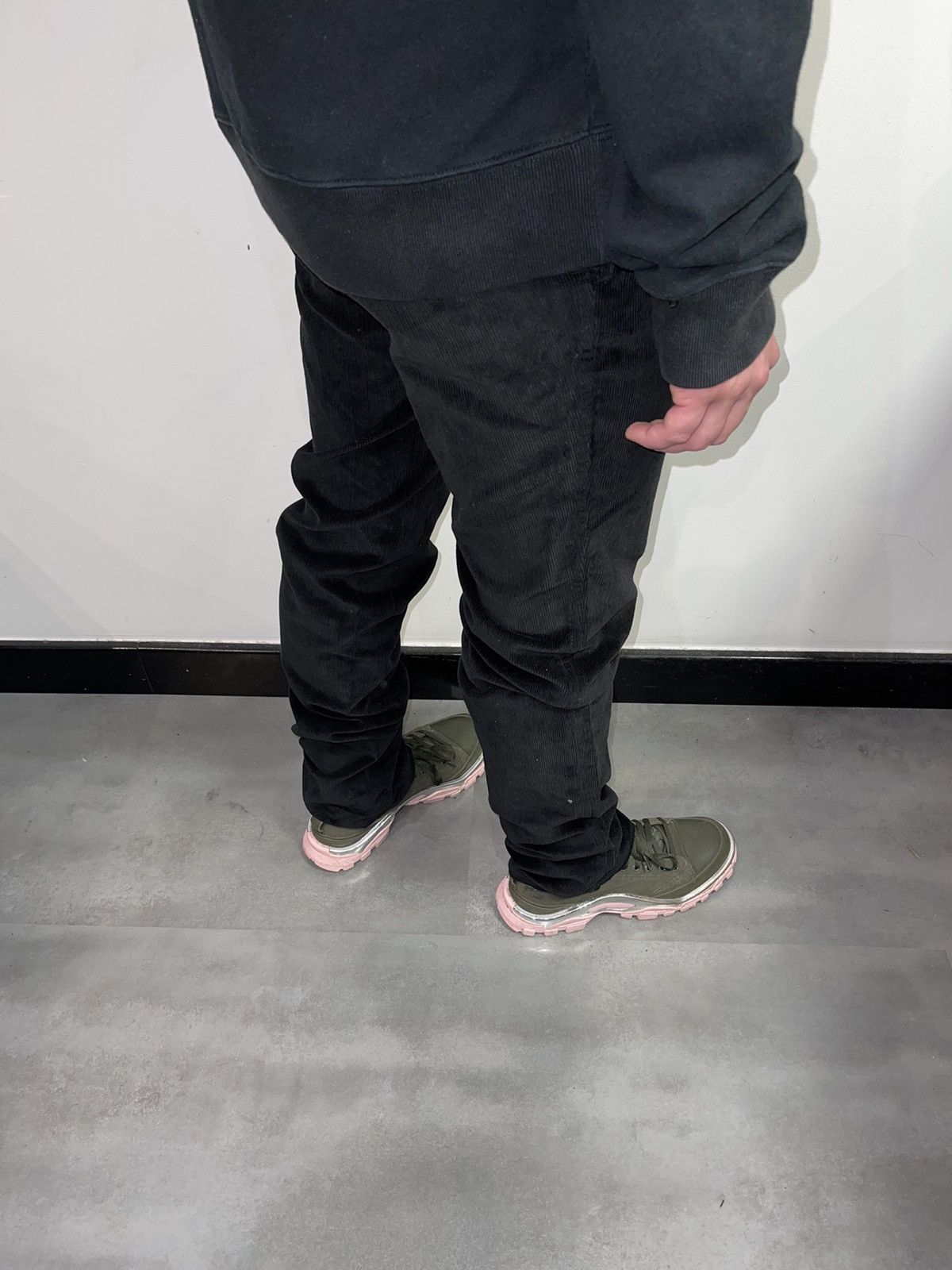 Gucci FW08 Gucci Black Corduroy Casual Pants Size US 36 / EU 52 - 6 Thumbnail