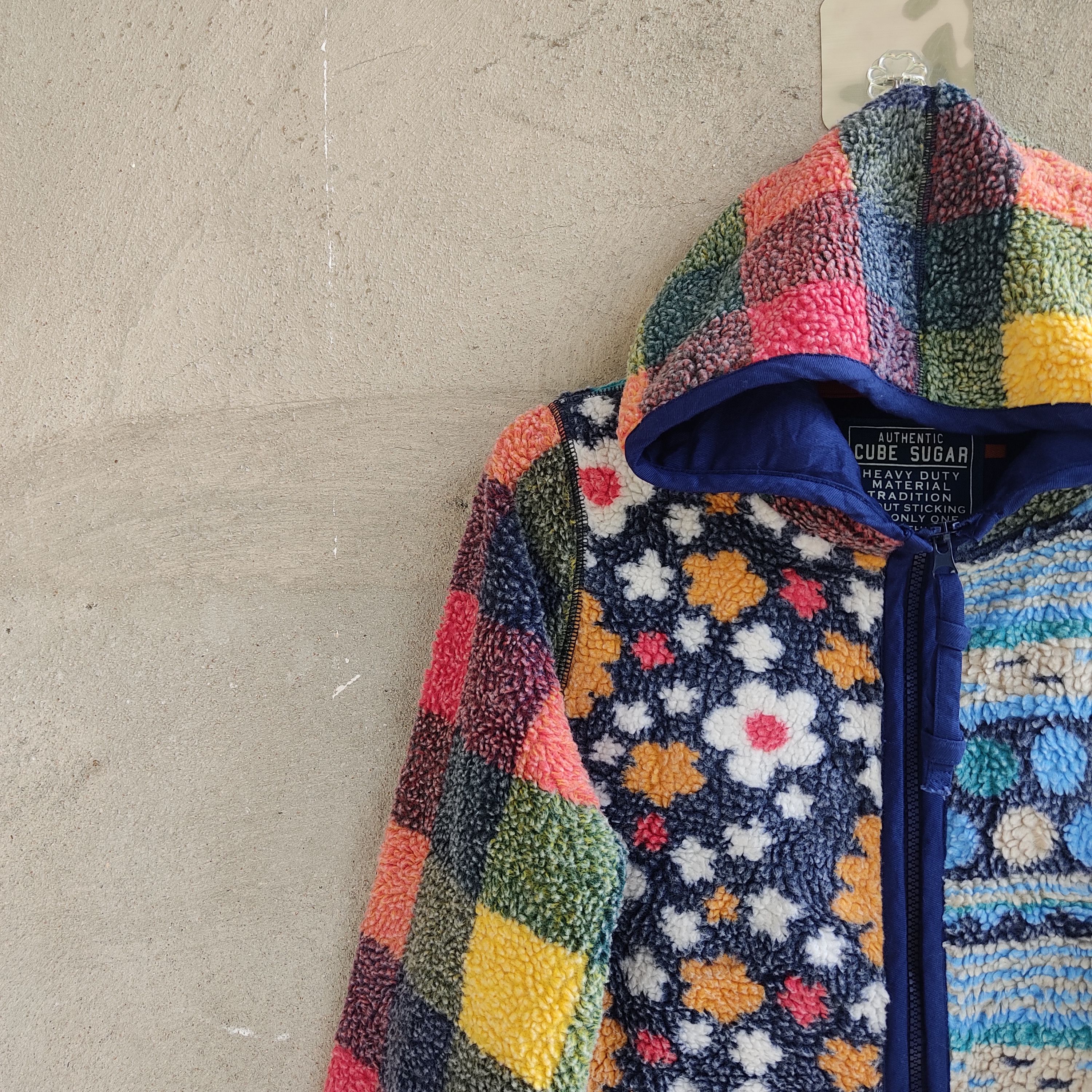 Japanese Brand Cube Sugar Multicolour Patchwork Art Style Fleece Sweater Size US M / EU 48-50 / 2 - 4 Thumbnail